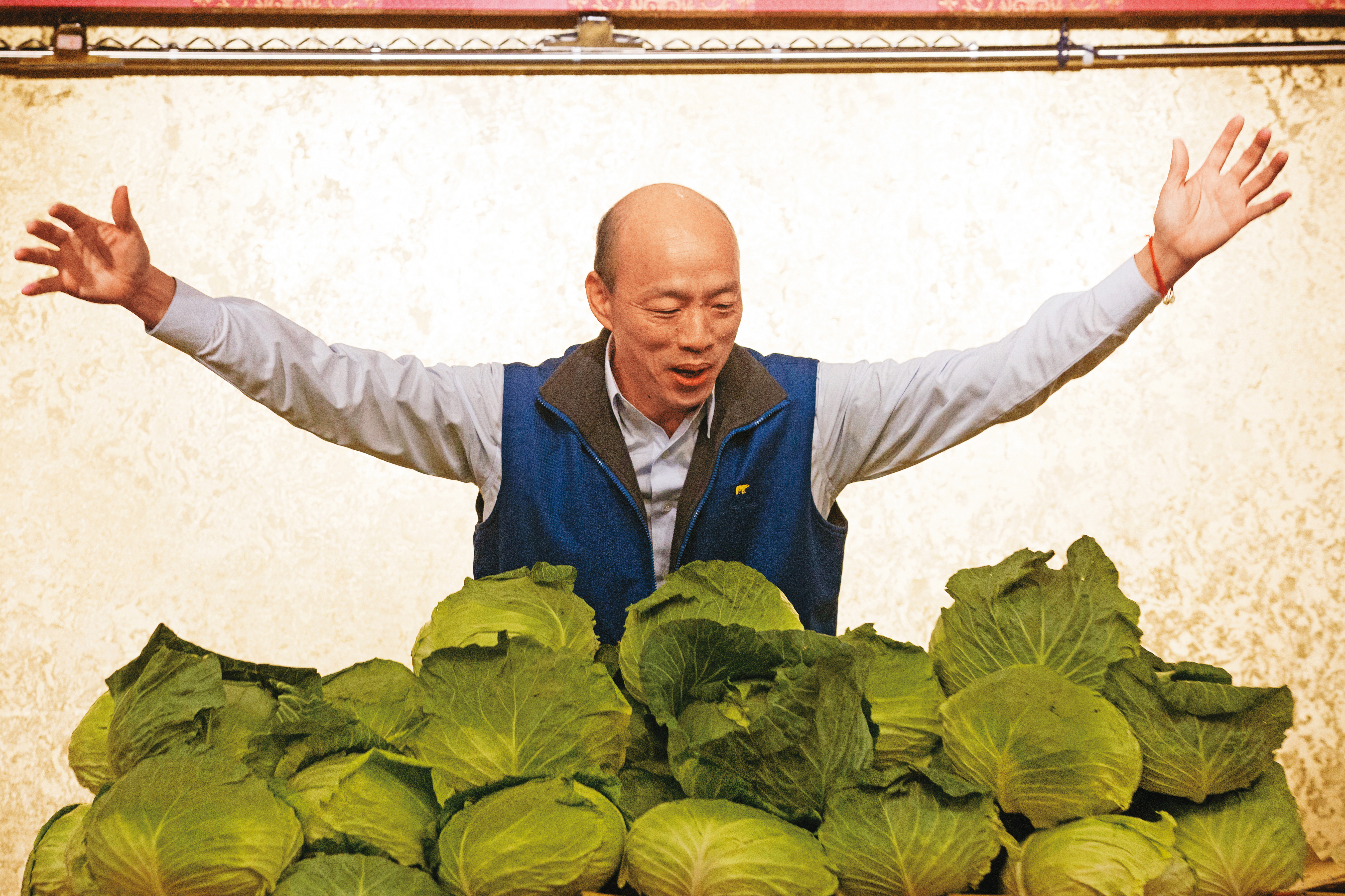 「賣菜郎」韓國瑜北農經營績效被當成神話，但隨著菜價普遍提高，北農營收數字也持續推高，紀錄被改寫。