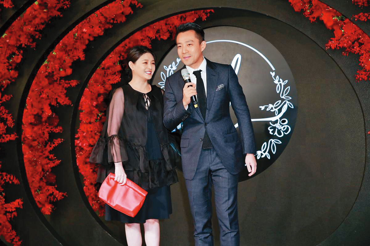 大S和汪小菲離婚到現在的風波都尚未停歇。