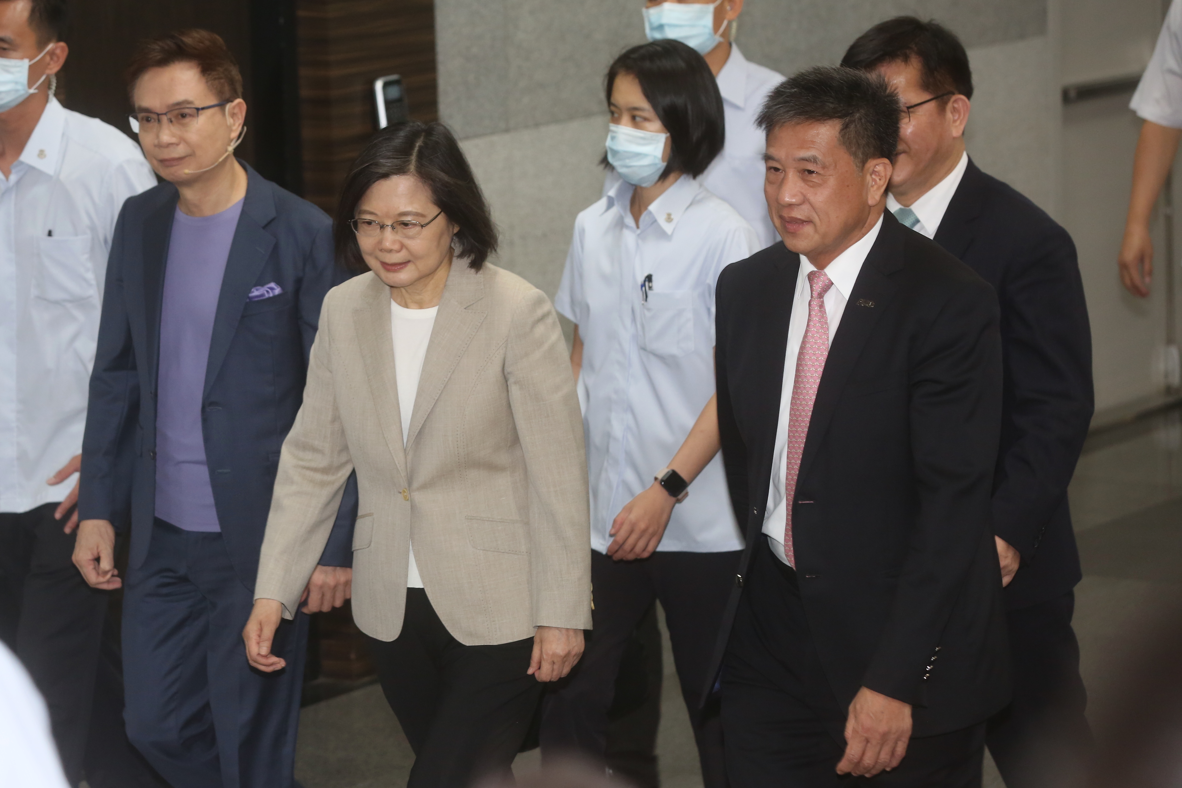 彭双浪呼籲政府設法供電穩定，資通訊台廠應強化綠能占比以提升國際競爭力。