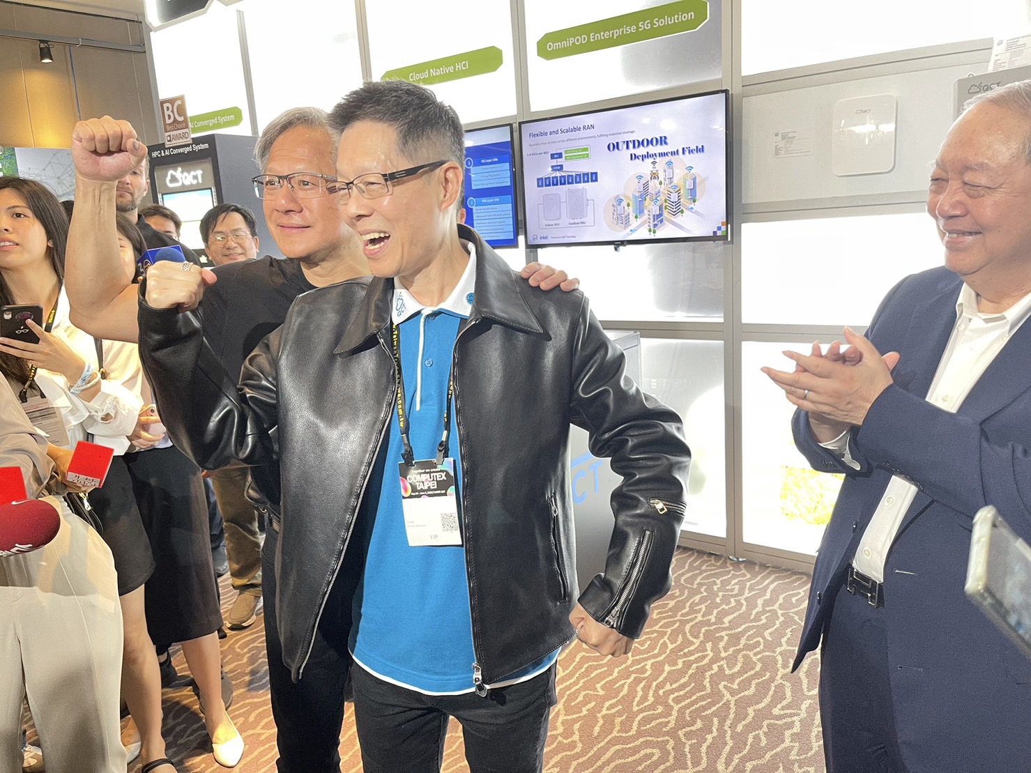 被AI教父、輝達創辦人黃仁勳在Coumputex「皮衣加身」的雲達總經理楊麒令,從2018年起就是光寶科獨董。