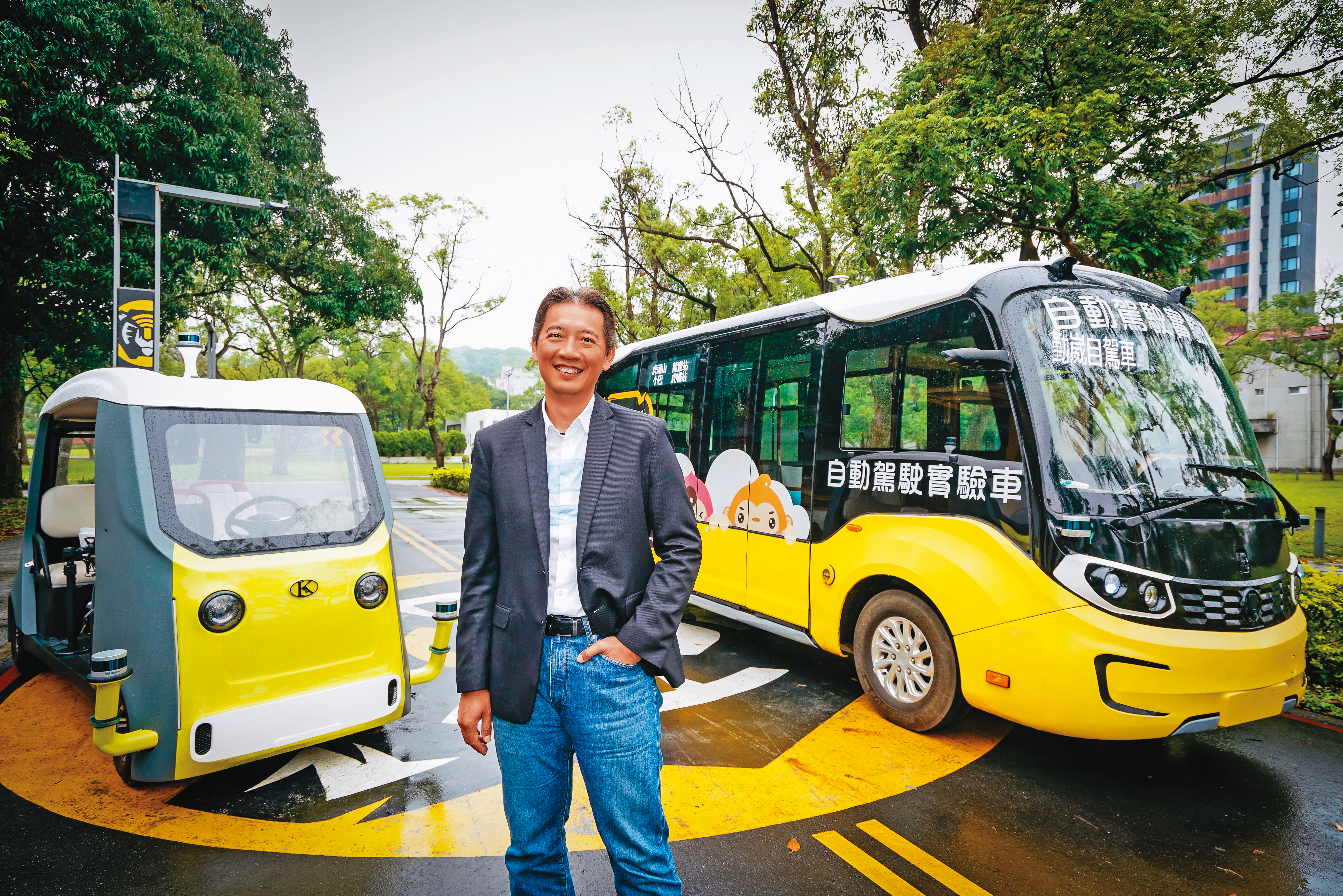 為了讓電子地圖市占第一的勤崴繼續開拓出更多商機，黃晟中早在5年前布局自駕車專用高精地圖，也因此成為台灣營運最多封閉場域及開放式道路的自駕車廠商。