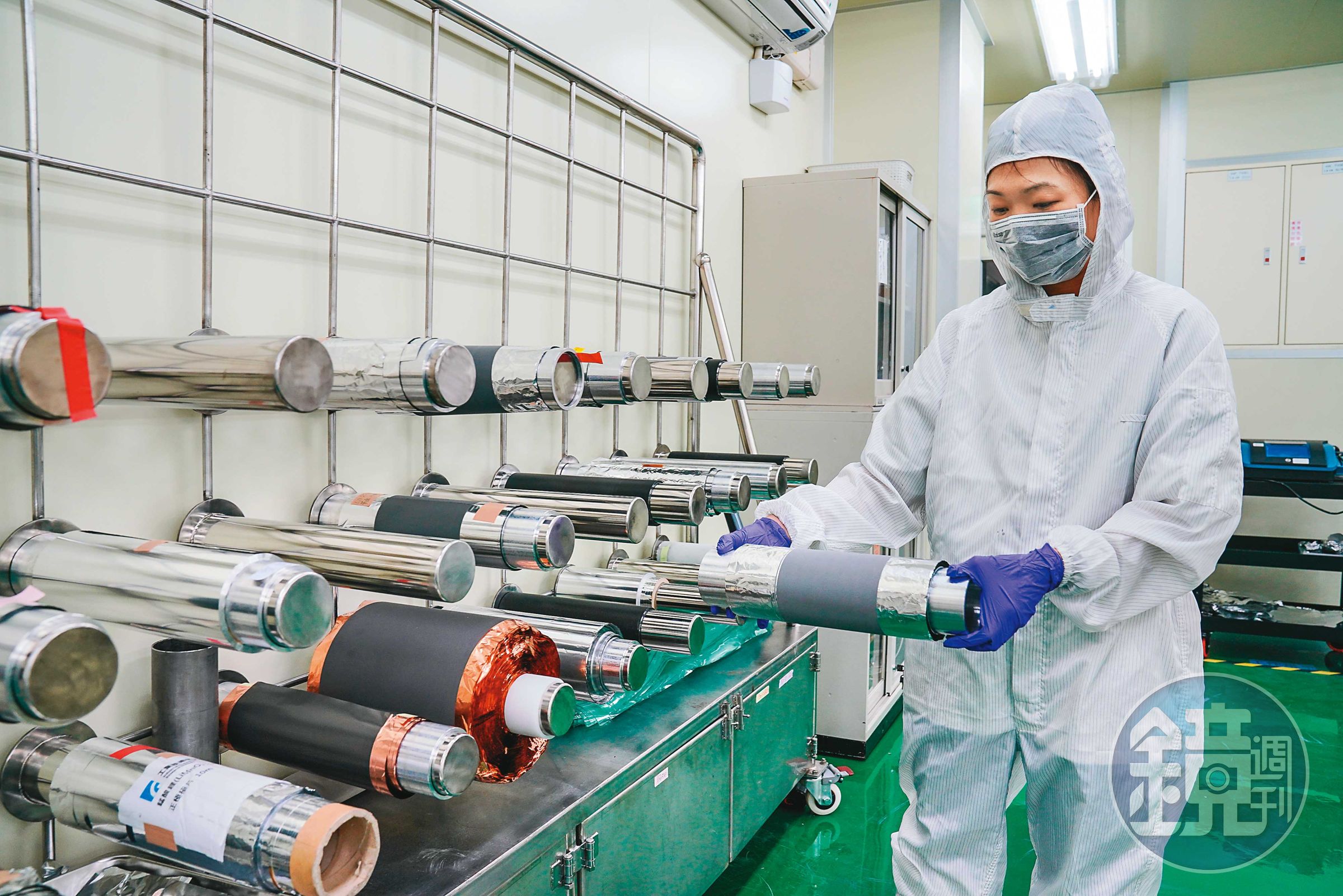 台灣中油曾研究過許多電池技術，最後基於安全因素，優先選擇鈦酸鋰電池負極材料的開發與研究。