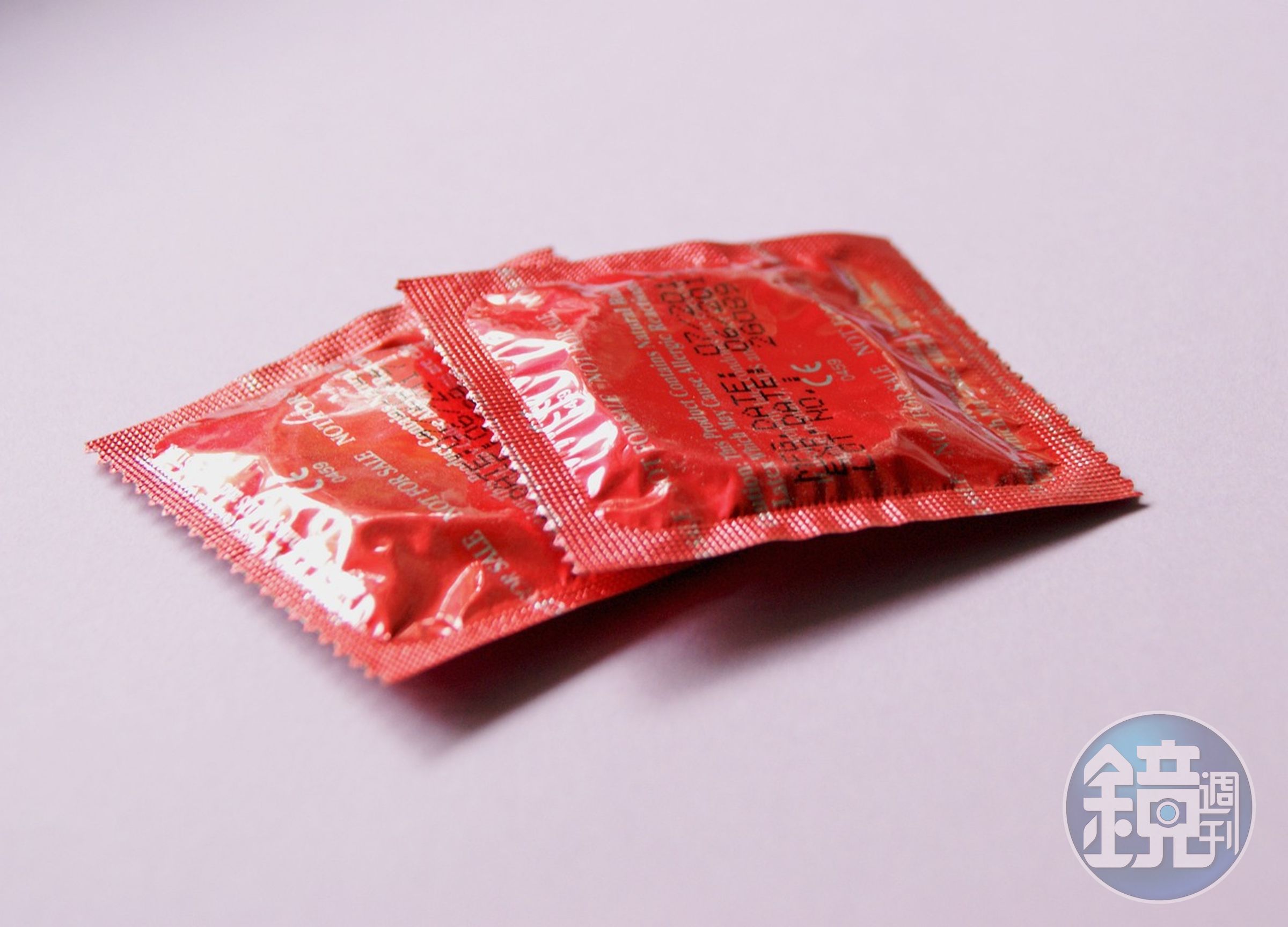 美國一項調查表示，18至35歲間的成年男性有1/8坦承在參與葬禮時會帶保險套，以備不時之需。（示意圖，Pixabay）