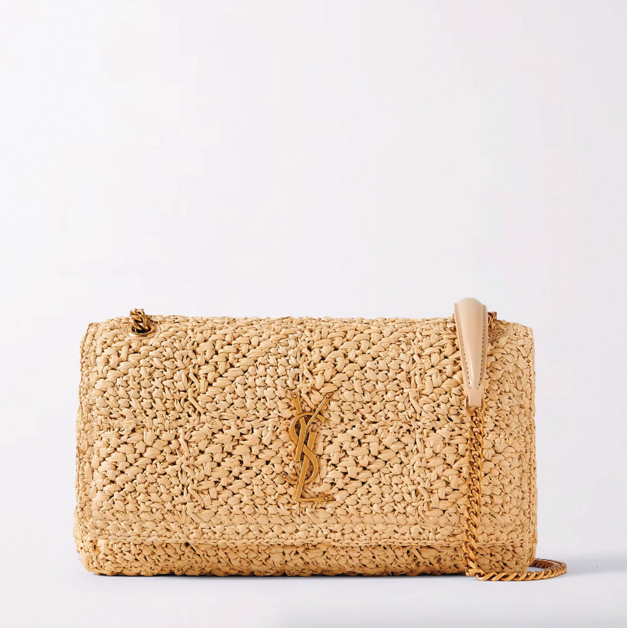 Saint Laurent拉菲草鈎針金鍊包。NT$90,900（翻攝自Farfetch）