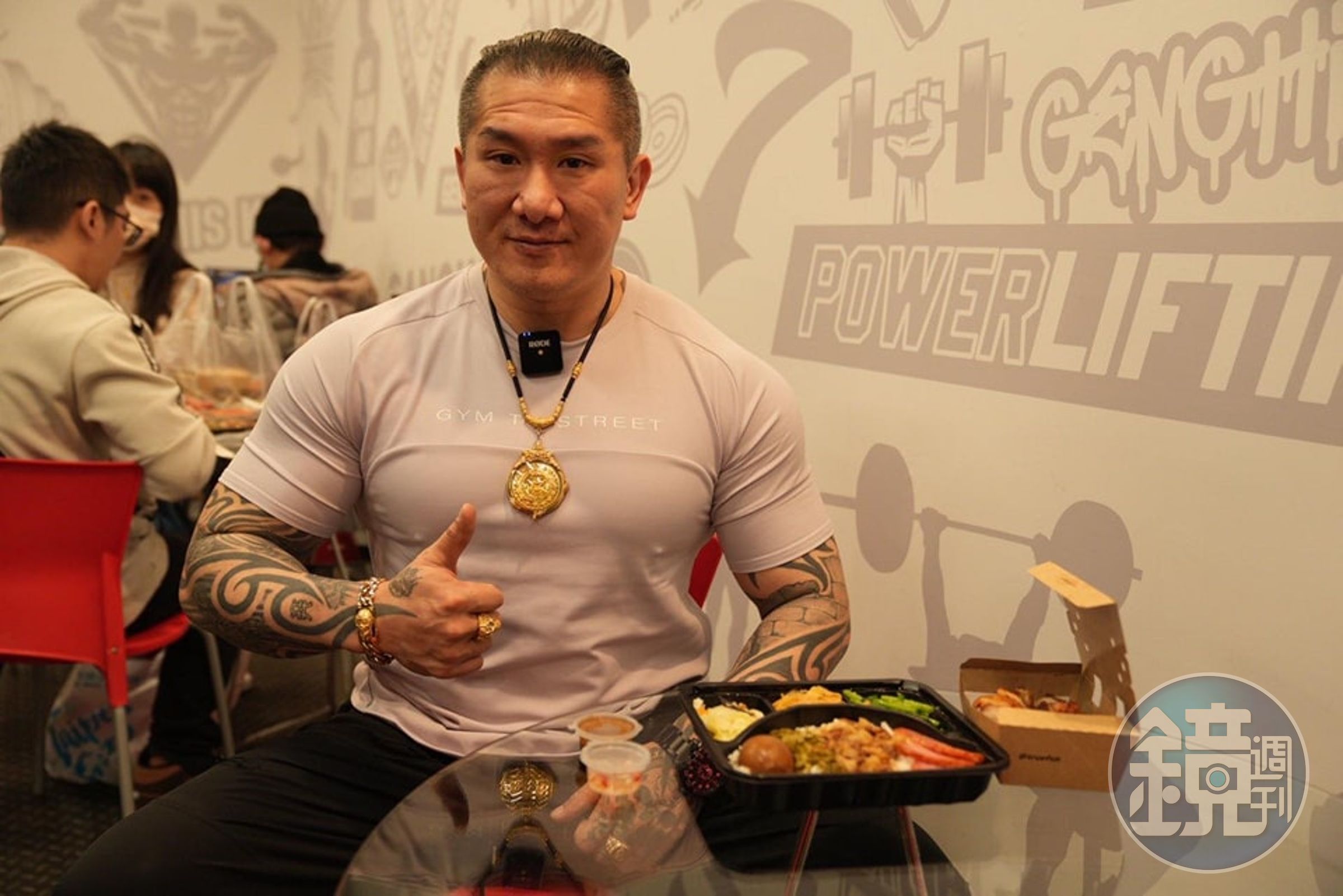 館長陳之漢的副業「TRUE飯」便當店開幕第一天就出包。（翻攝自飆捍臉書）