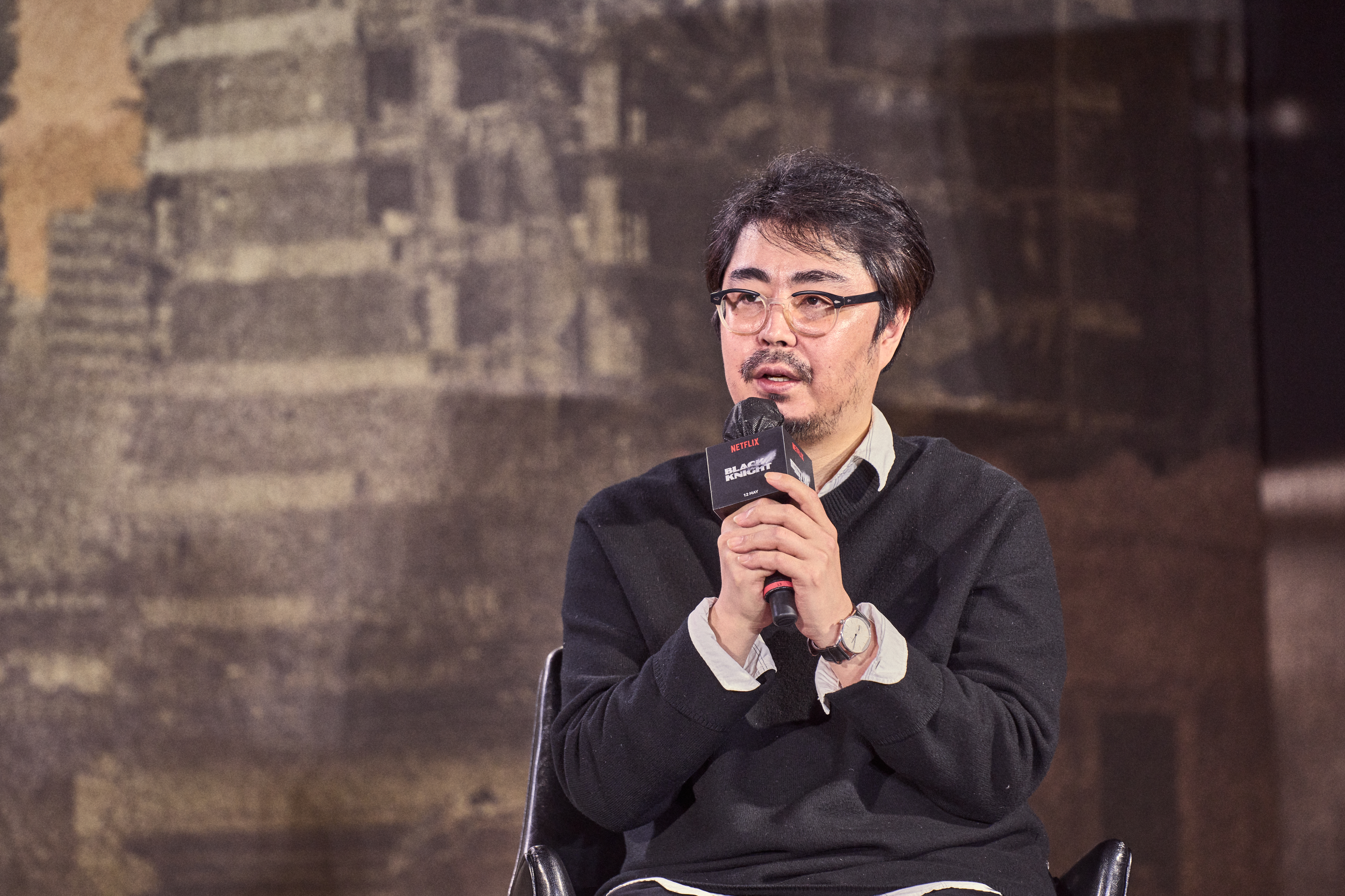 導演曹義錫首次挑戰拍攝劇集，坦言《末日騎士》無論是拍攝或後製都相當不容易。（Netflix提供）