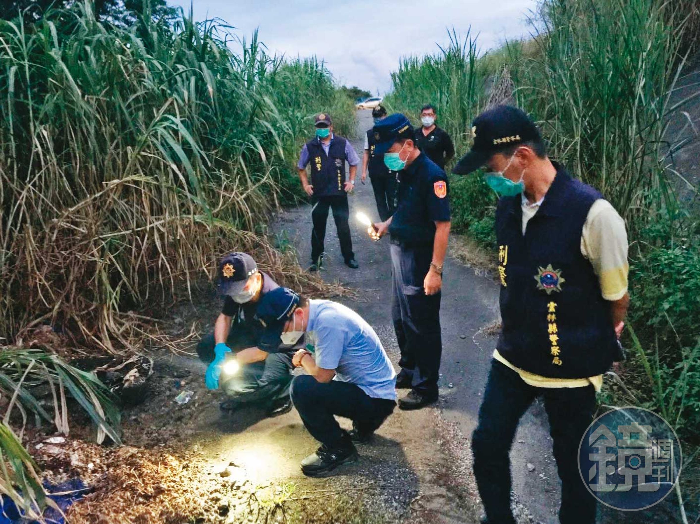 警方獲報前往白骨案現場勘驗，初步研判死者是年約60歲的婦人。（東森新聞提供）