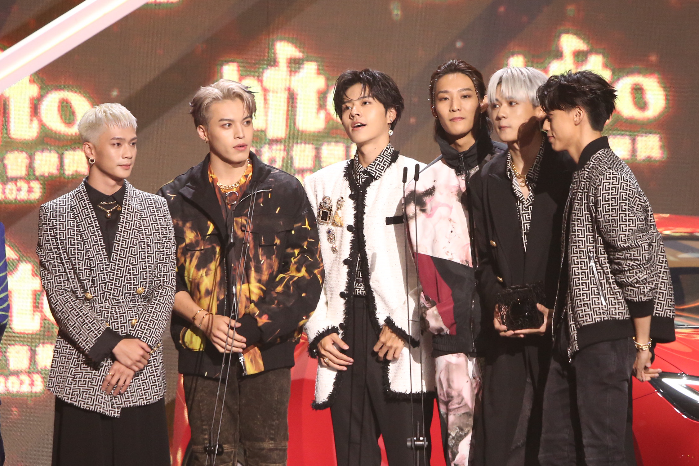 Ozone出席Hito流行音樂獎頒獎典禮，獲得「最受歡迎新人獎」。