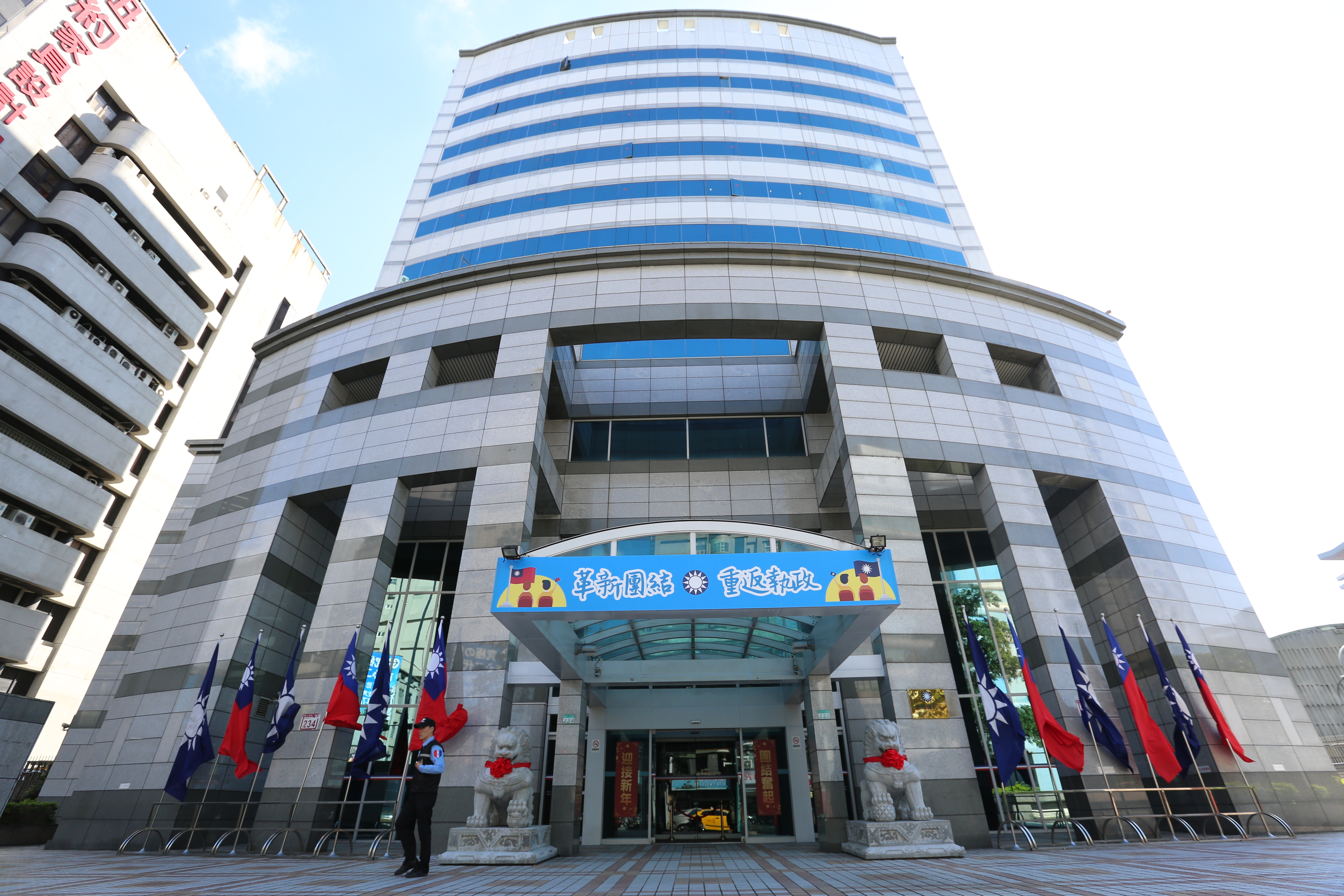 國民黨智庫、國家政策研究基金會副研究員曾柏文遭控性騷。