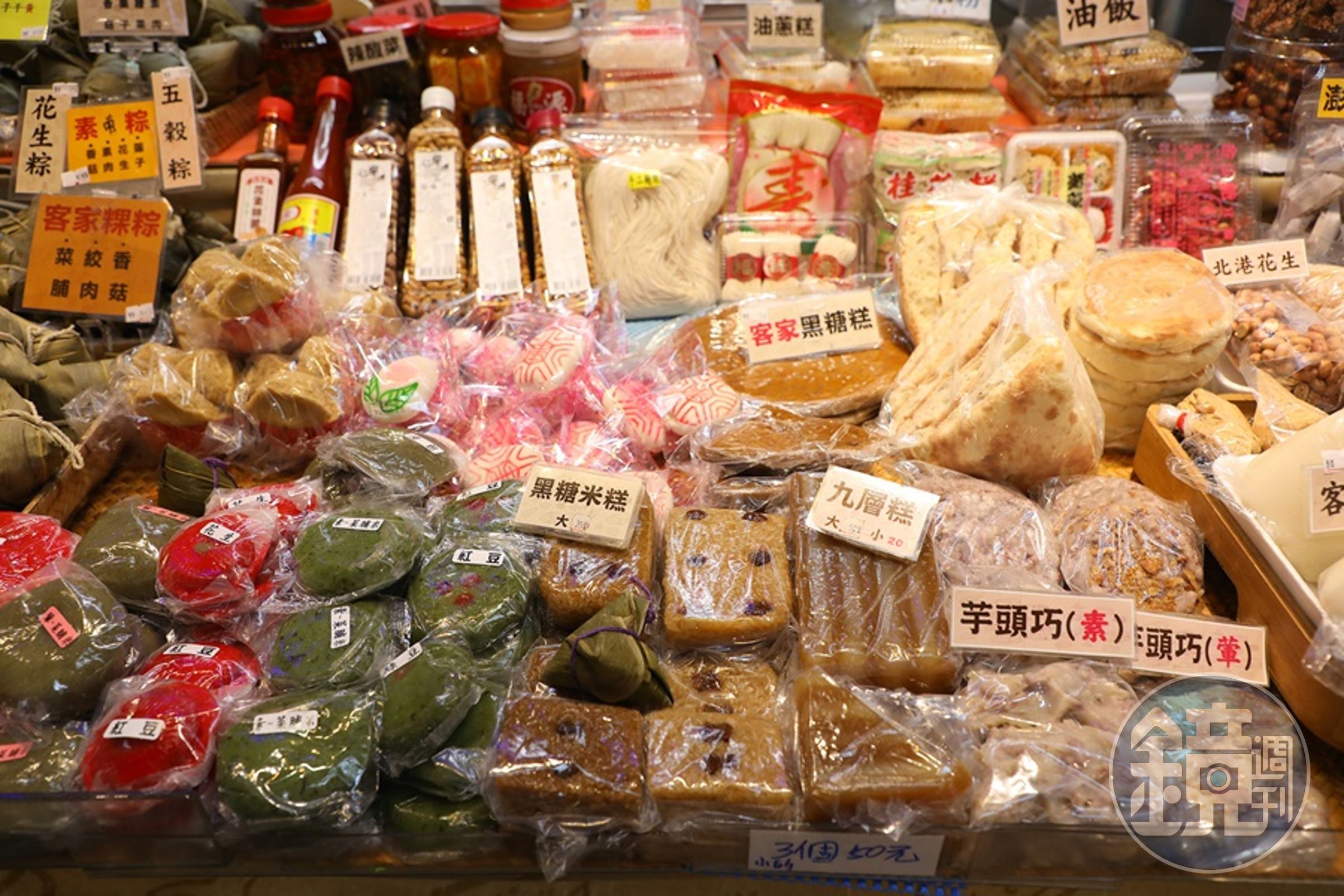 除了粽子，福德興平常也自製許多人氣熟食，相當受到老客人喜愛。