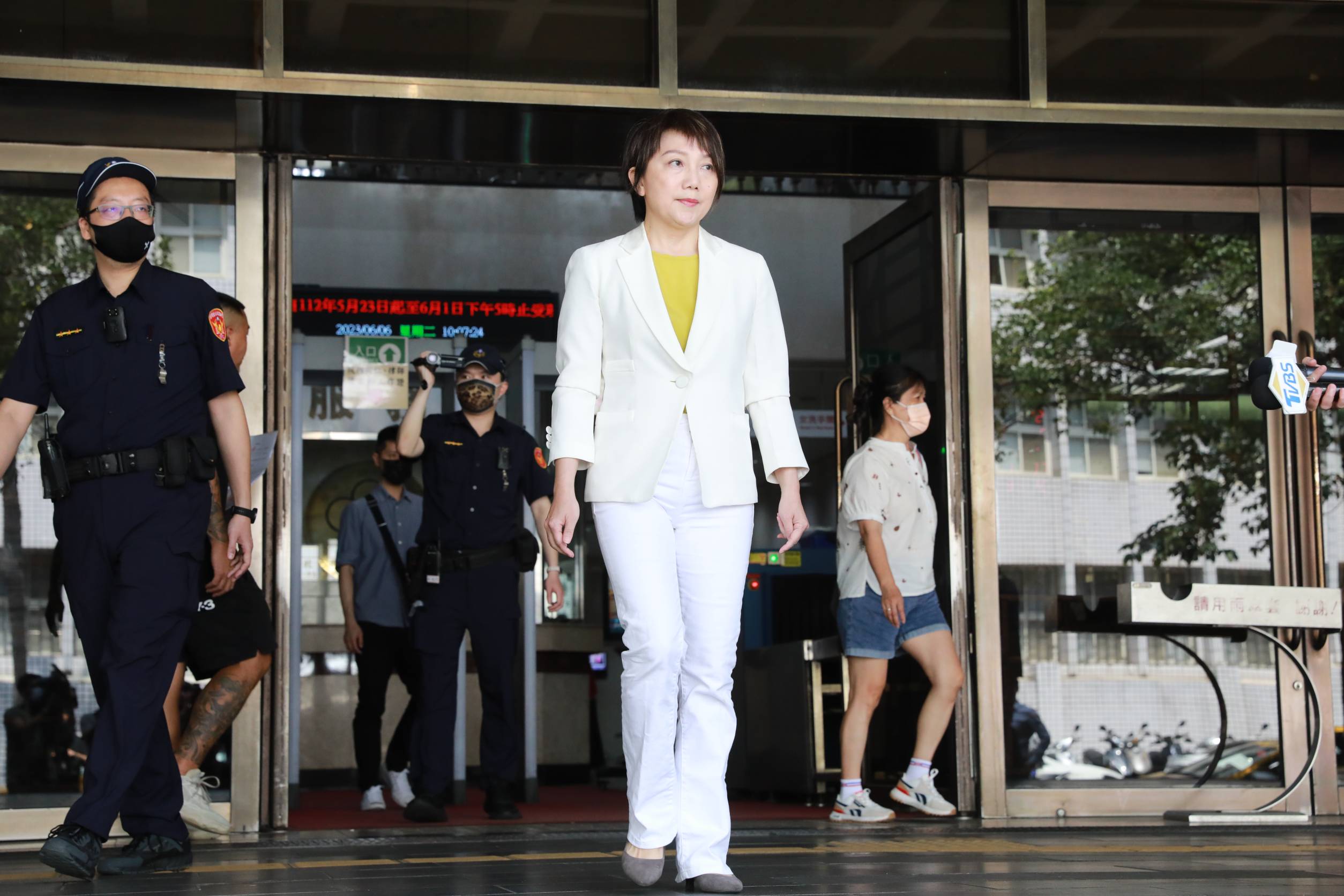 范雲今早前往北院聽判決。