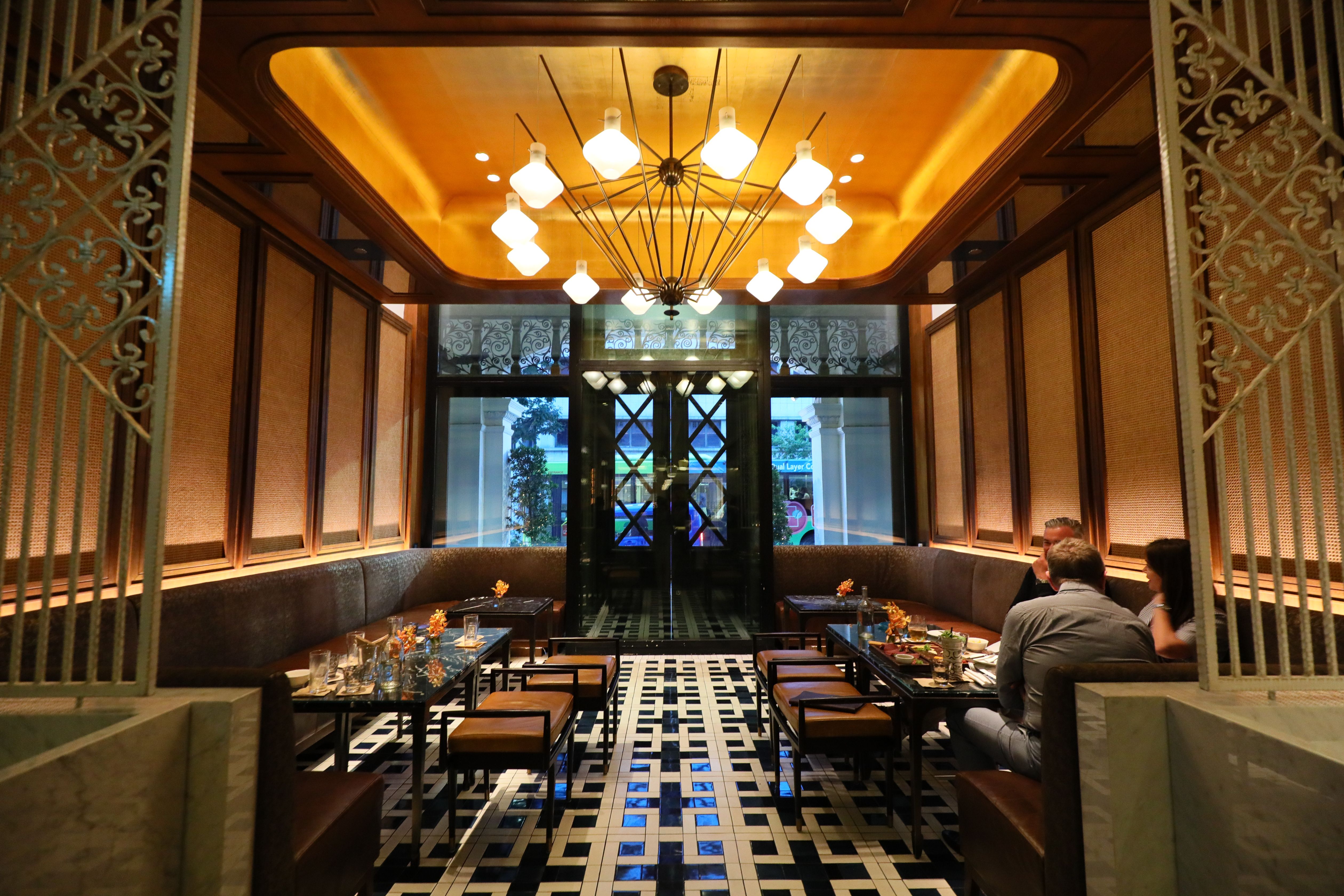 酒店內唯一的餐廳「15 Stamford」。