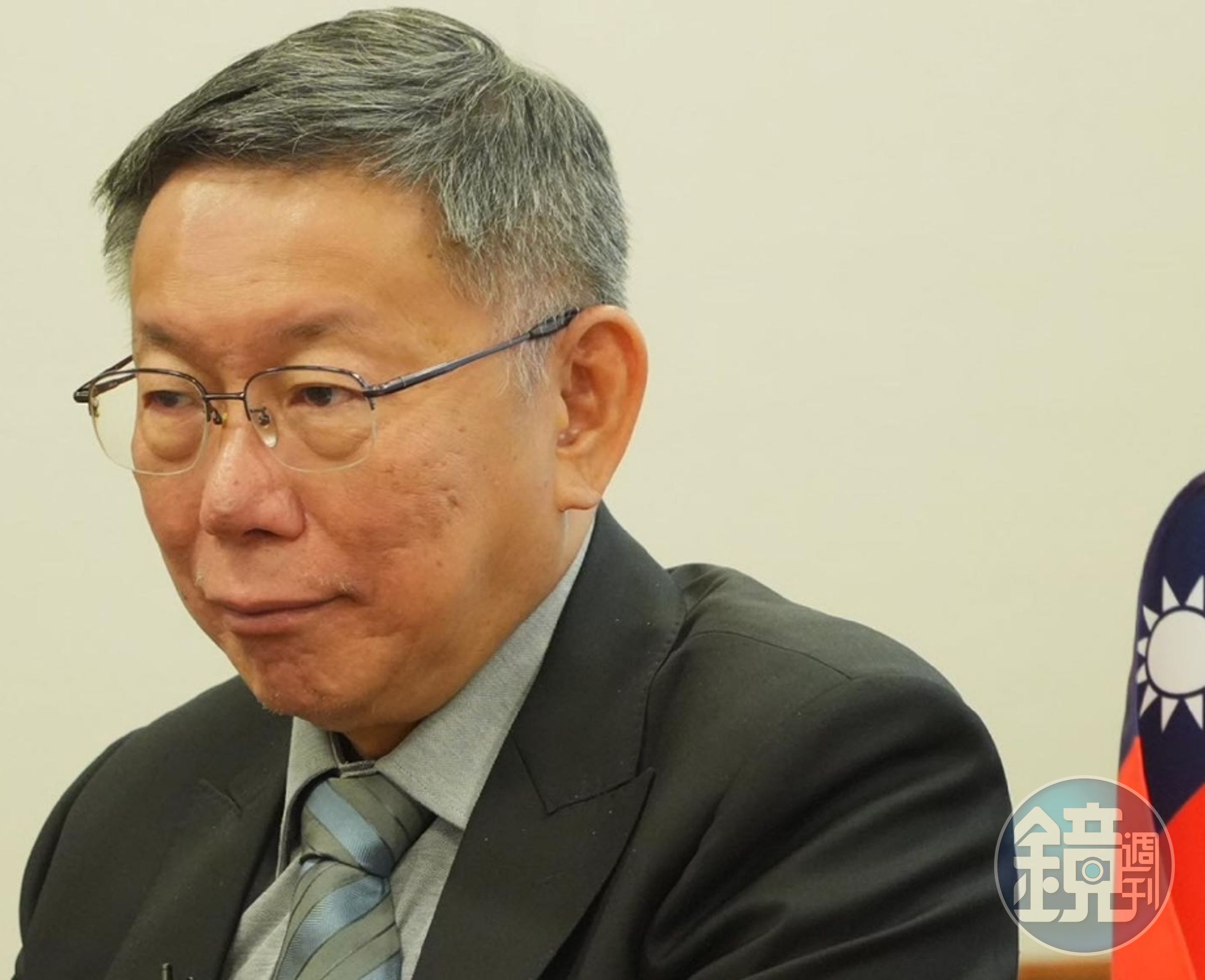 民眾黨黨主席柯文哲近期赴日訪問,密會日本前首相、自民黨副總裁麻生太郎。(翻攝柯文哲臉書)