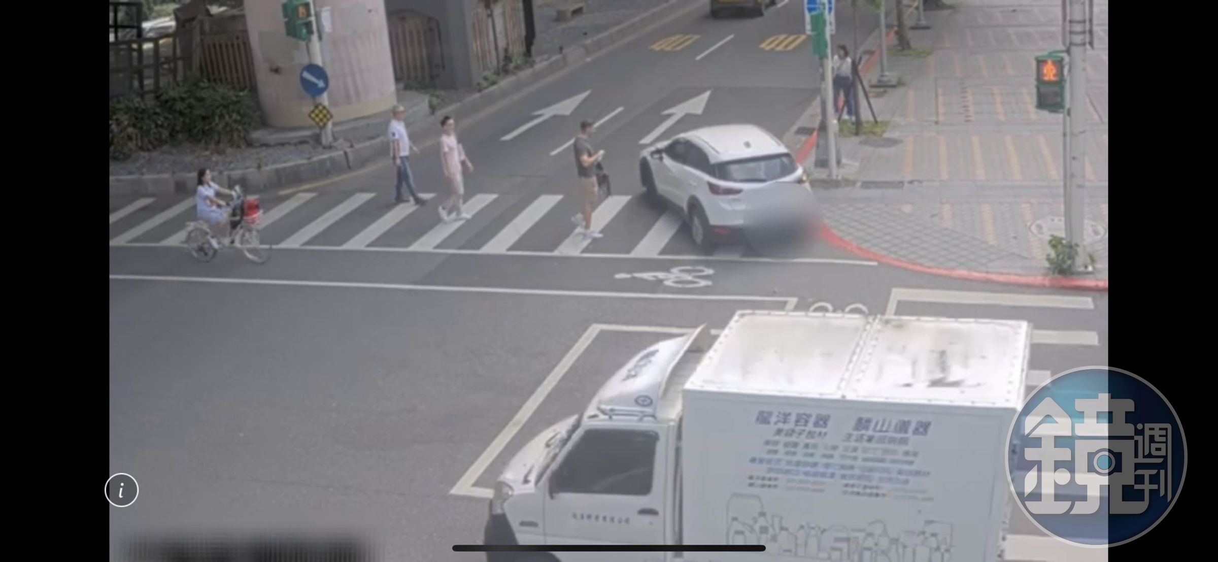 駕駛人行經路口若未禮讓行人、造成行人受傷，警方後續將依法開罰。（警方提供）