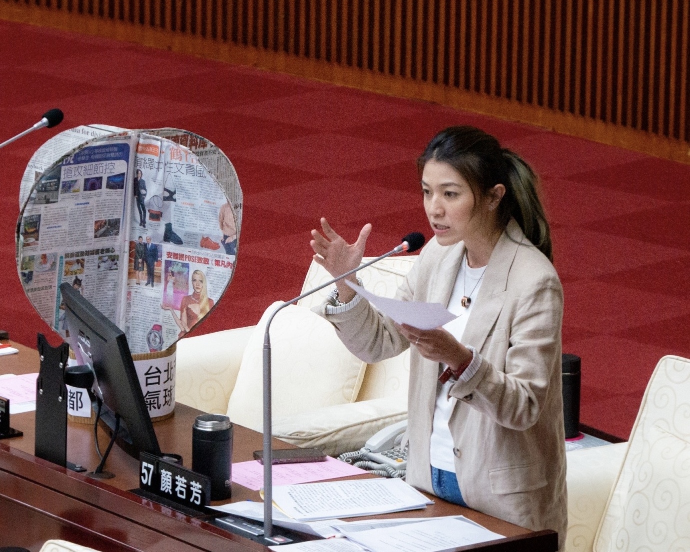 台北市議員顏若芳遭控包庇多起性騷擾。（翻攝顏若芳臉書）