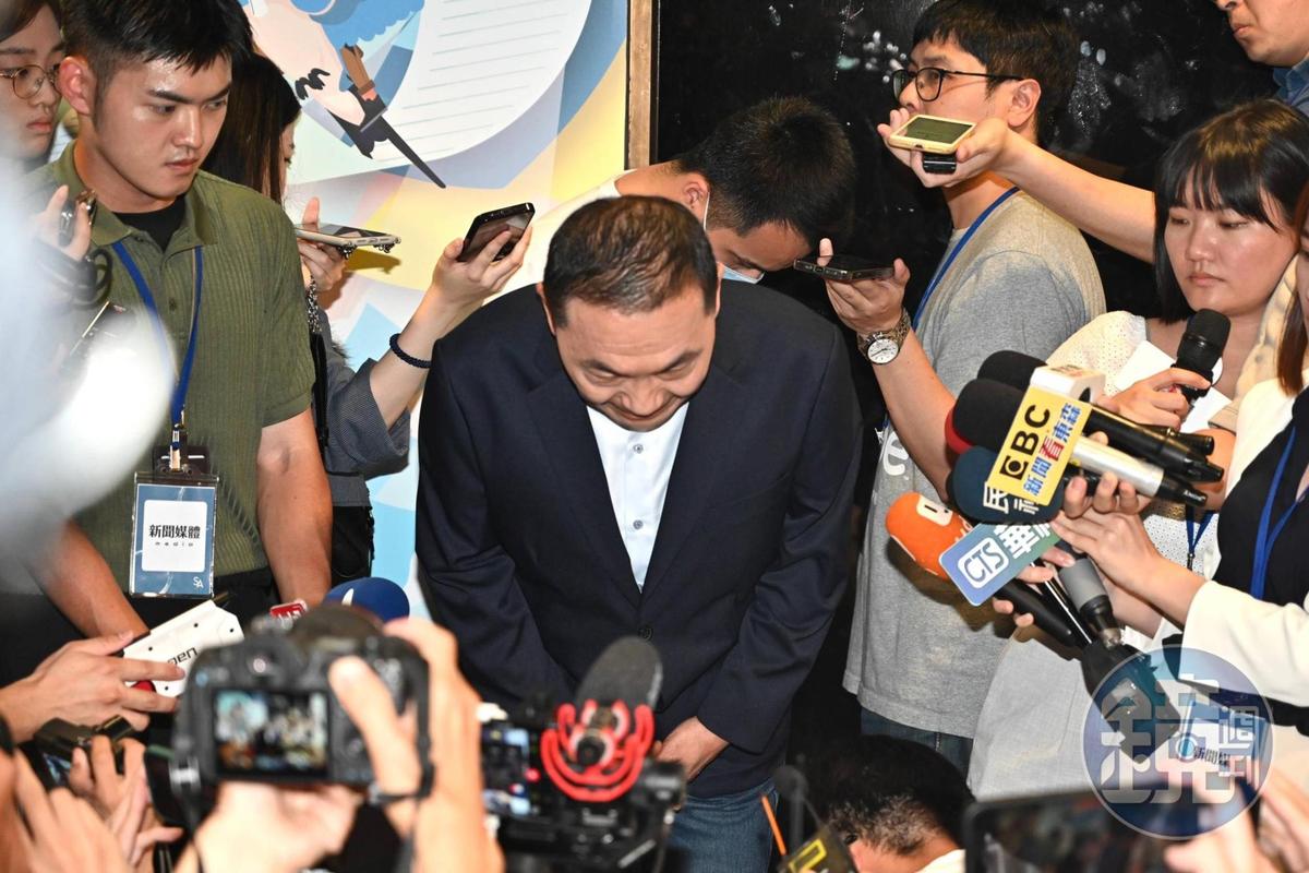 侯友宜昨日為餵藥案致歉。