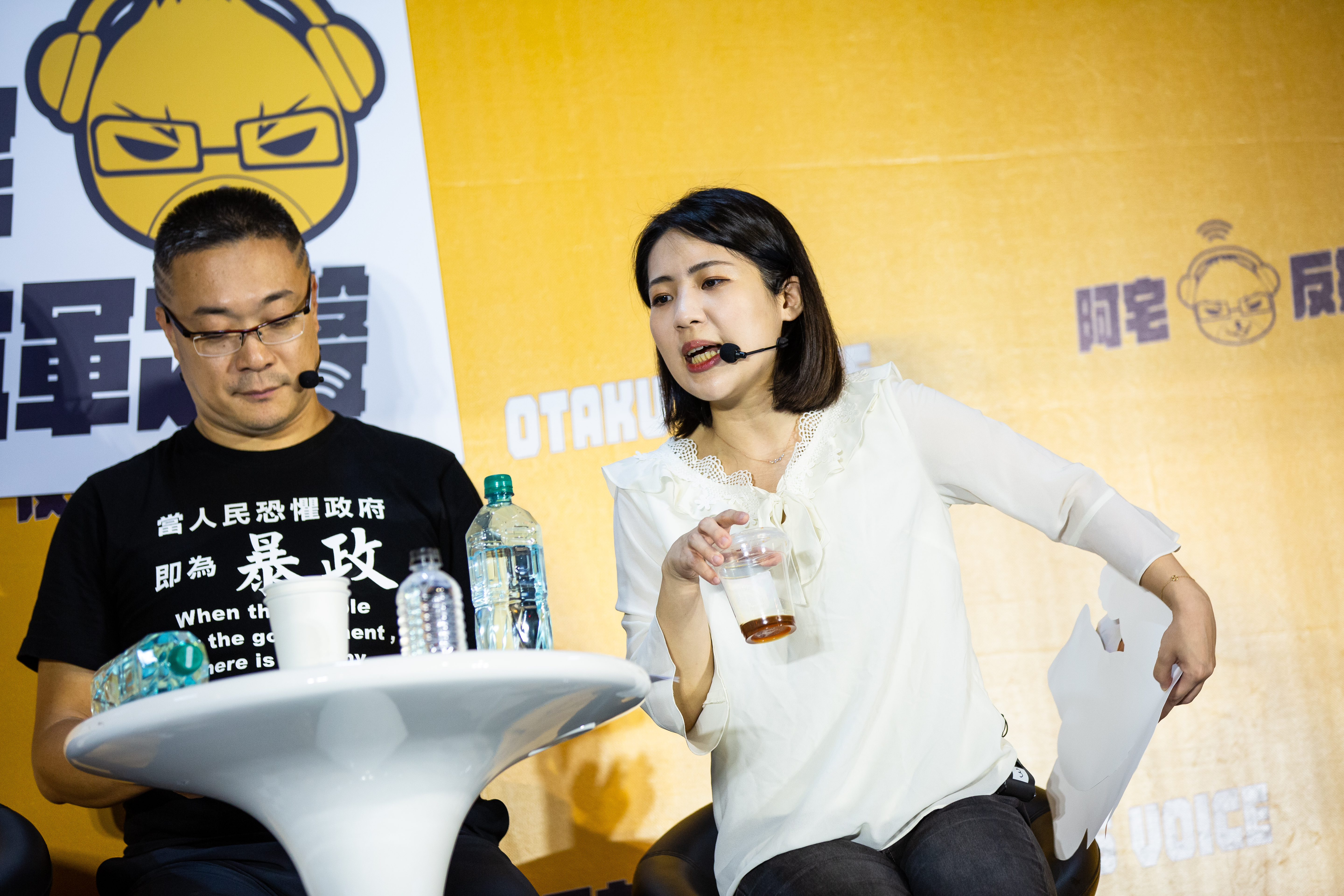 朱學恒(左)被爆出性騷惡行,與朱有私交的徐巧芯(右)第一時間的譴責文則被轟太溫和。(本刊資料照)