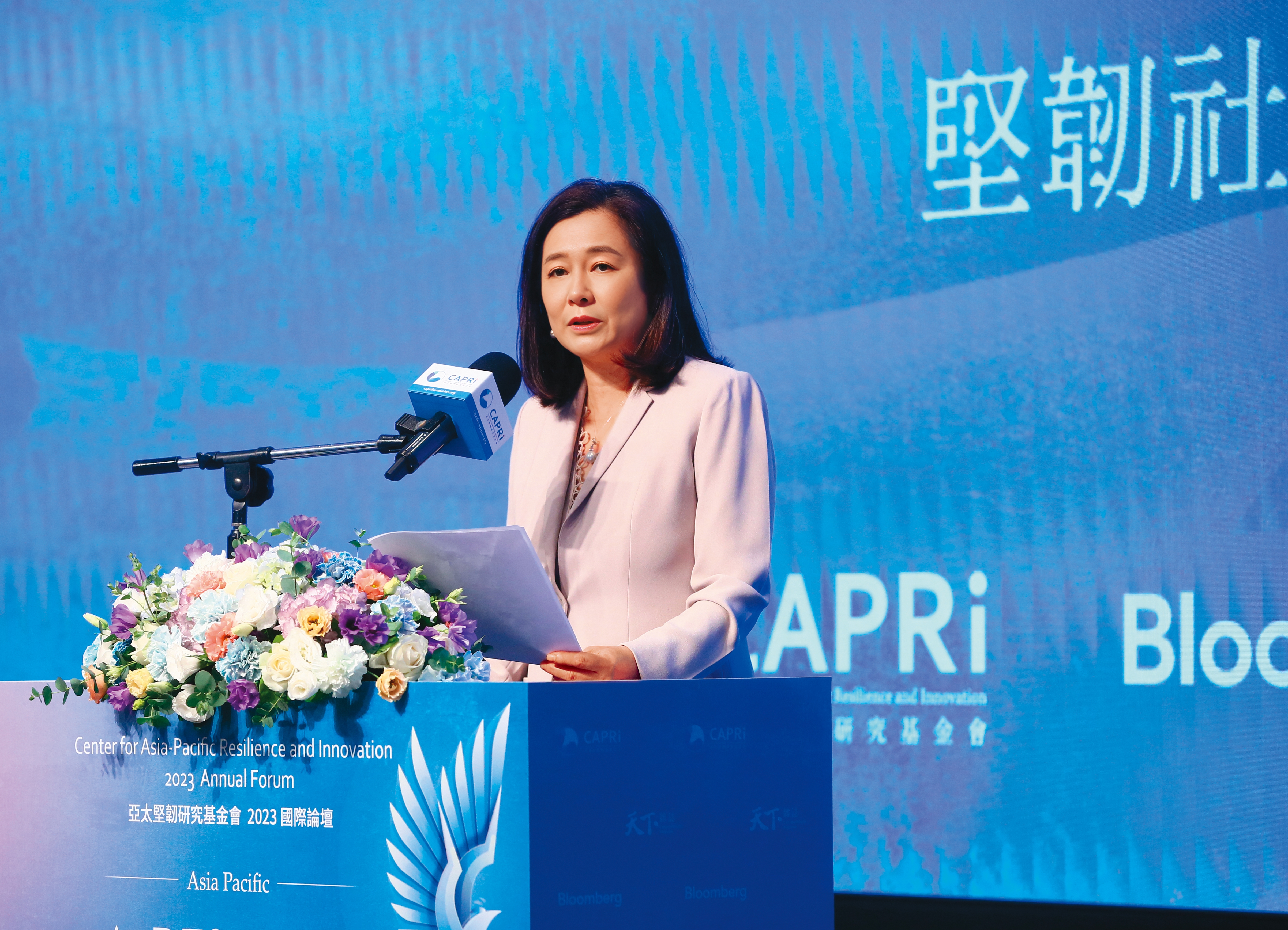 林夏如外型亮眼，她不只是聯發科獨董，還成立亞堅會，請來前澳洲總理滕博爾到台北演講。