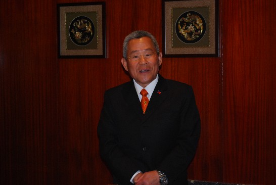 我國前駐菲大使徐佩勇昨日遭爆也是性騷慣犯，對此他今透過律師發表聲明否認。（翻攝自駐菲律賓臺北經濟文化辦事處）