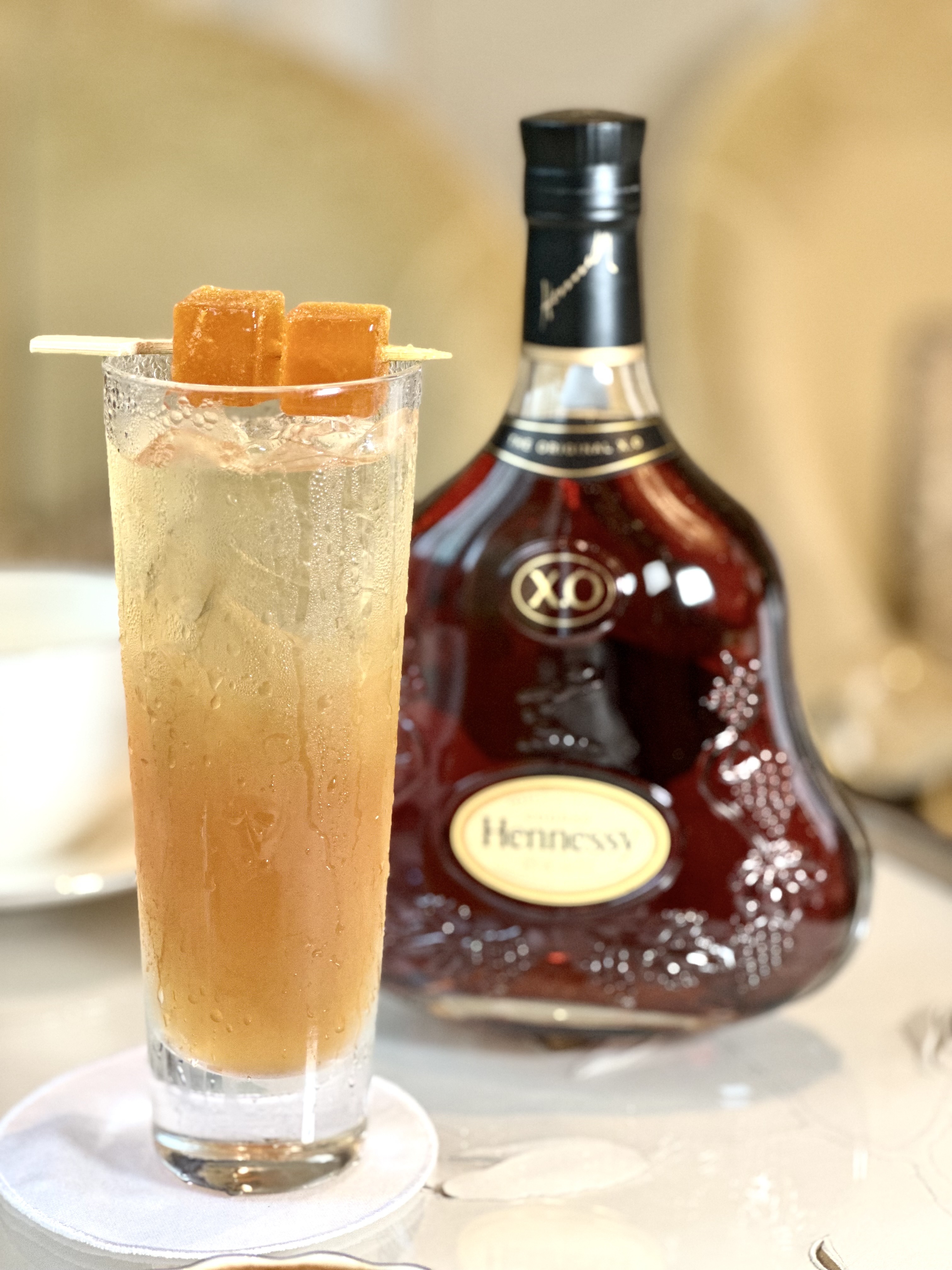 「微醺干邑下午茶」可另外選擇香檳或軒尼詩飲品，這款「Hennessy Mule」以薑汁風味融合軒尼詩干邑白蘭地，非常適合炎熱夏日。