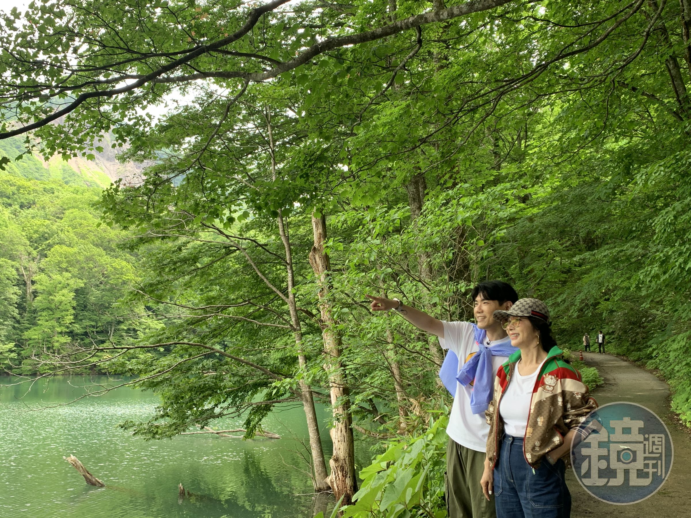 陳美鳳到青森出外景。（民視提供）