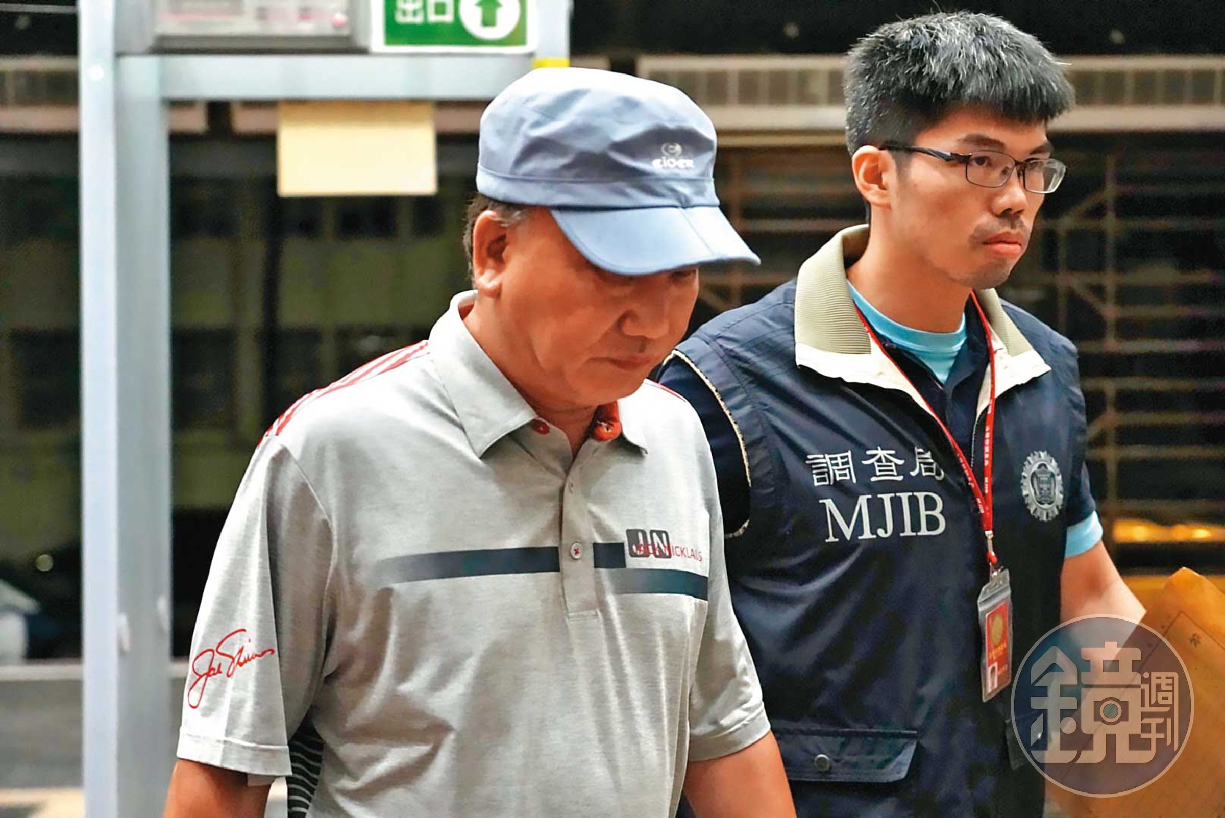 在台銷售澳豐集團旗下金融商品的兆富負責人曾奎銘(左)6月8日被傳喚,最後以60萬元交保。(聯合知識庫)