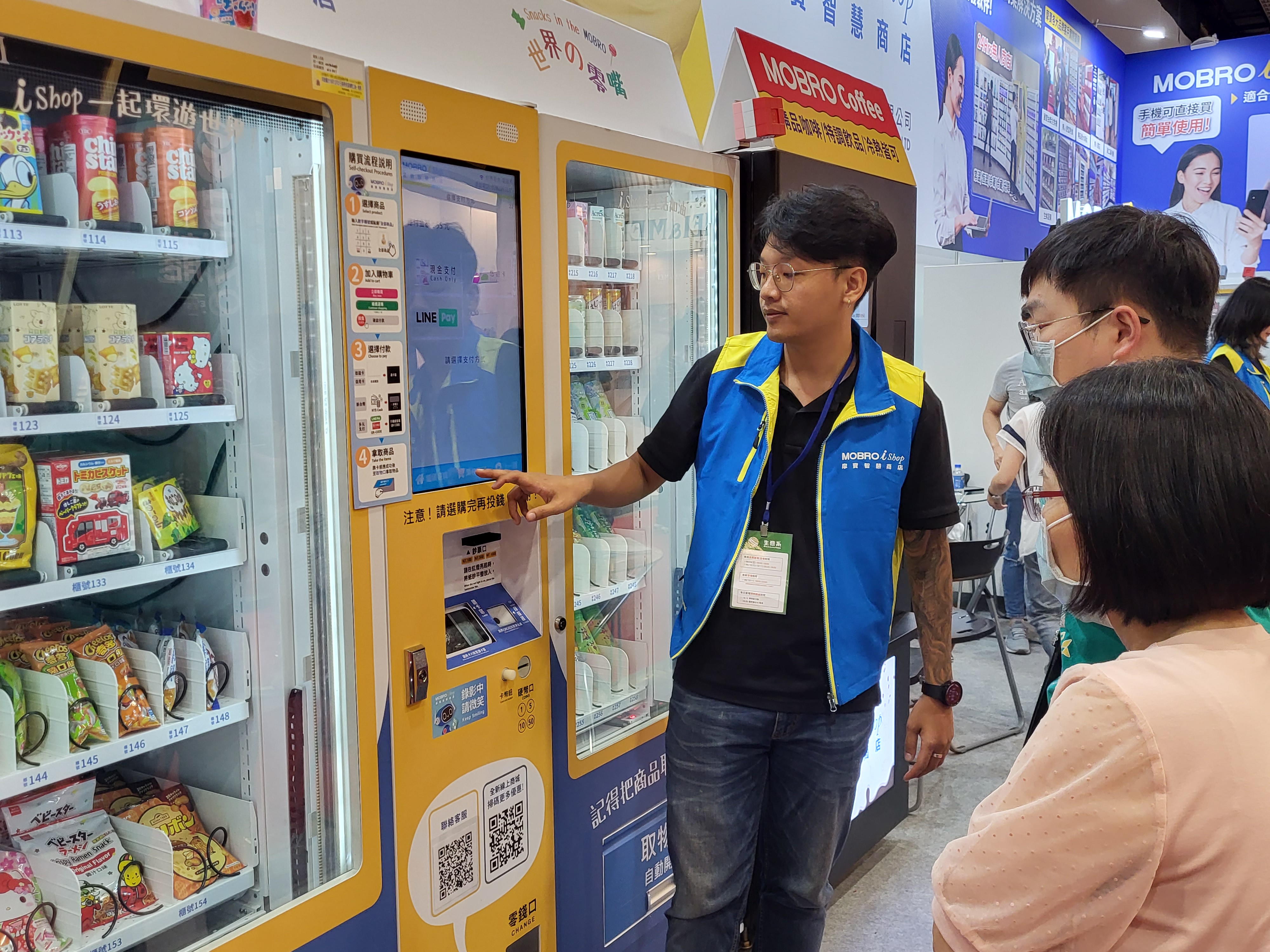 智慧商店24小時無人商店可以降低人力管理的成本,很適合企業大樓、個人包租公營運模式。(台灣連鎖加盟促進協會提供)