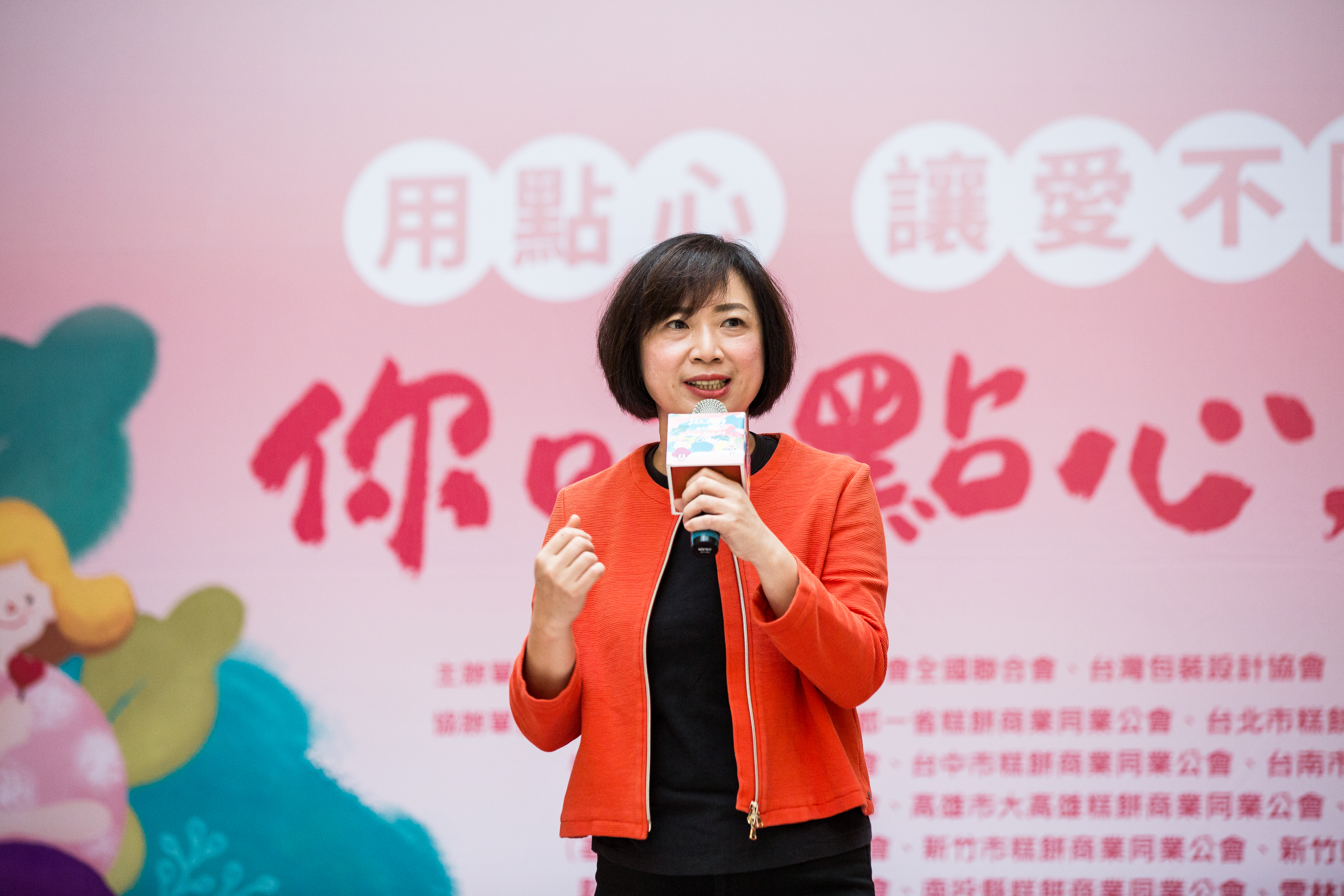 民進黨立委何欣純力拚連任，傳出國民黨將派出發言人林家興到台中與她對決。（本刊資料照）