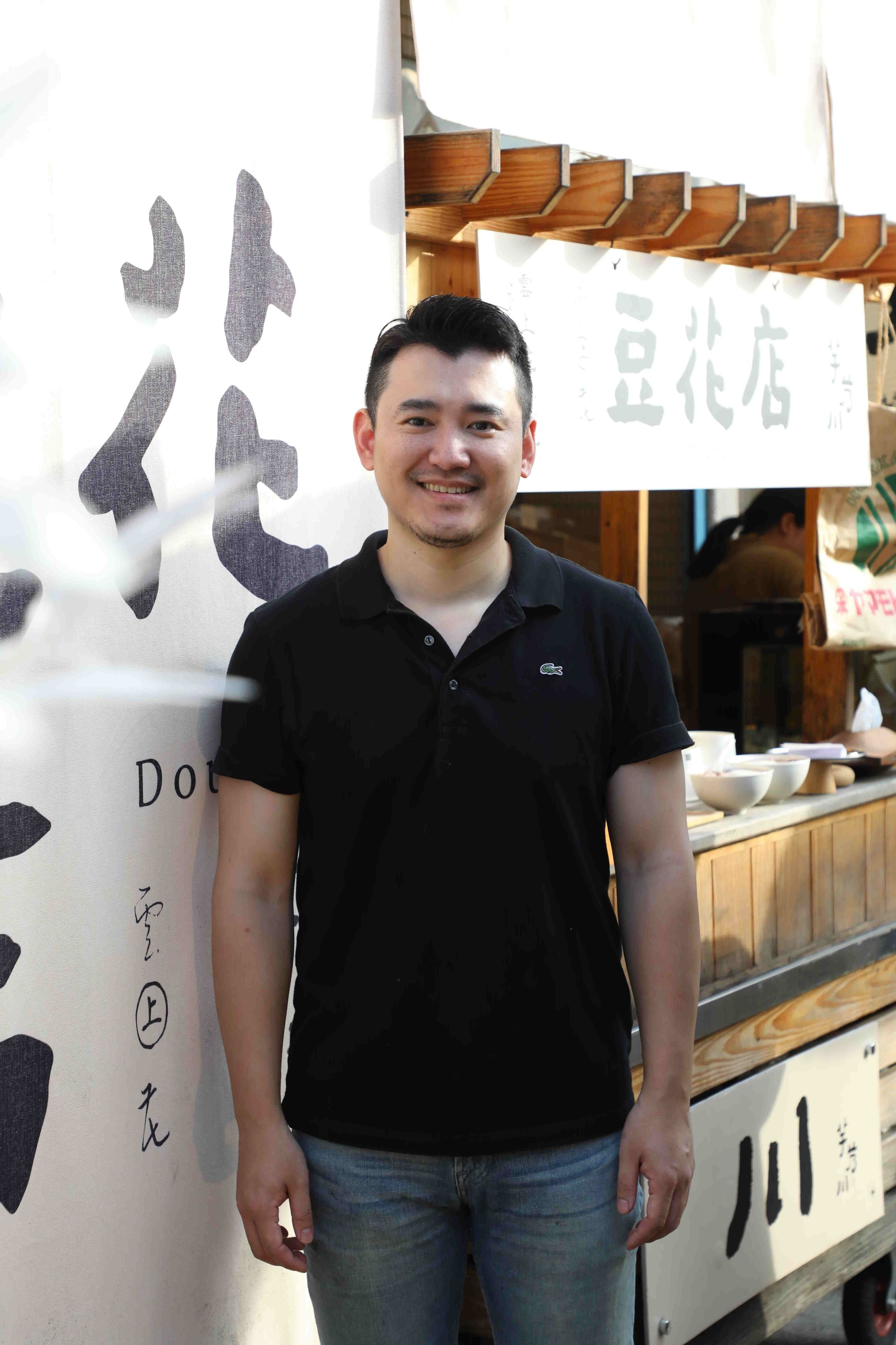 老闆Eric為了證明豆花才是主角，從挑選食材、研究口感到製作過程都費心費時。