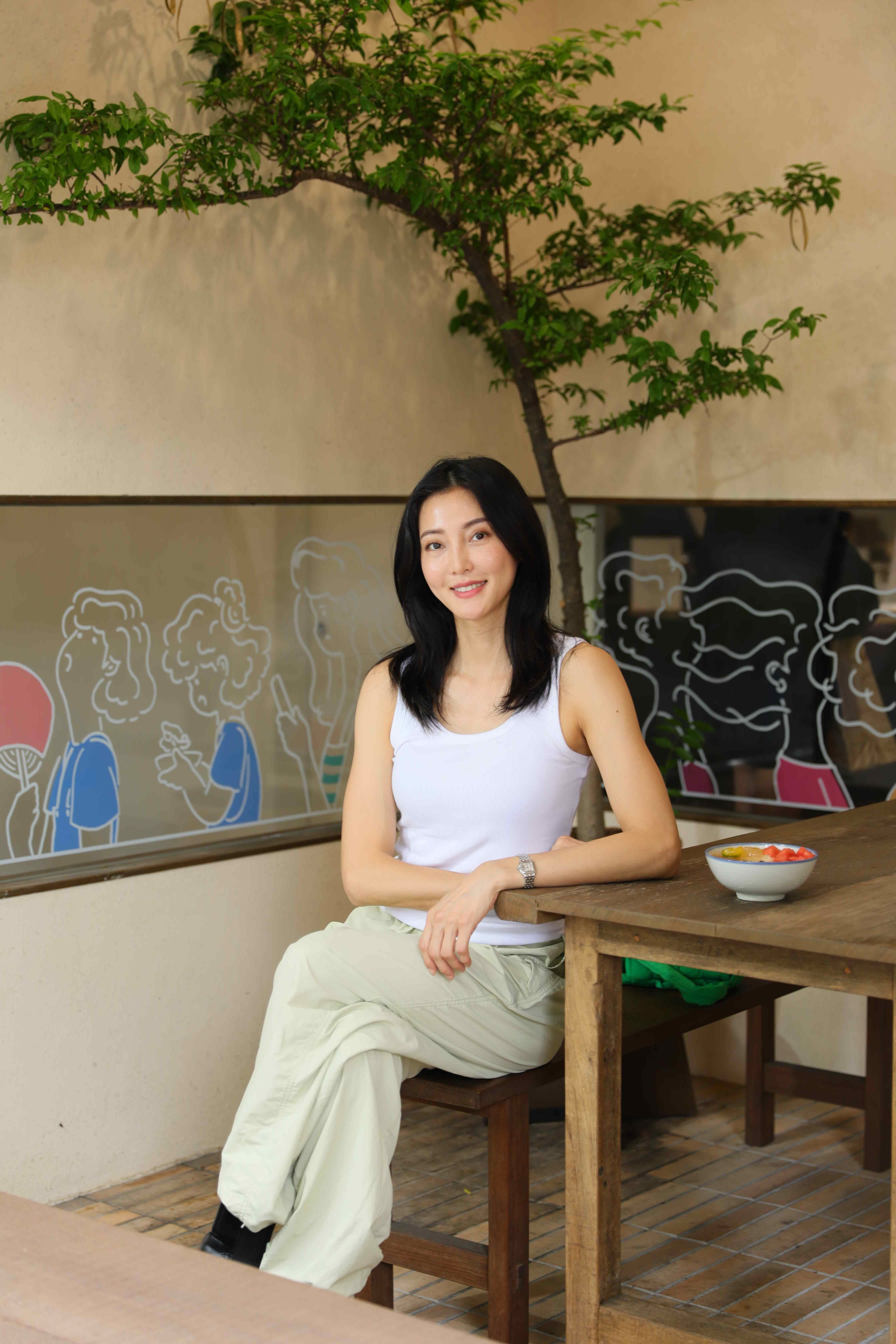 氣質溫柔的老闆張瑋純將小時候對美食的記憶寄於「榕美樹館」，也希望來客能在這裡創造新的美食記憶。