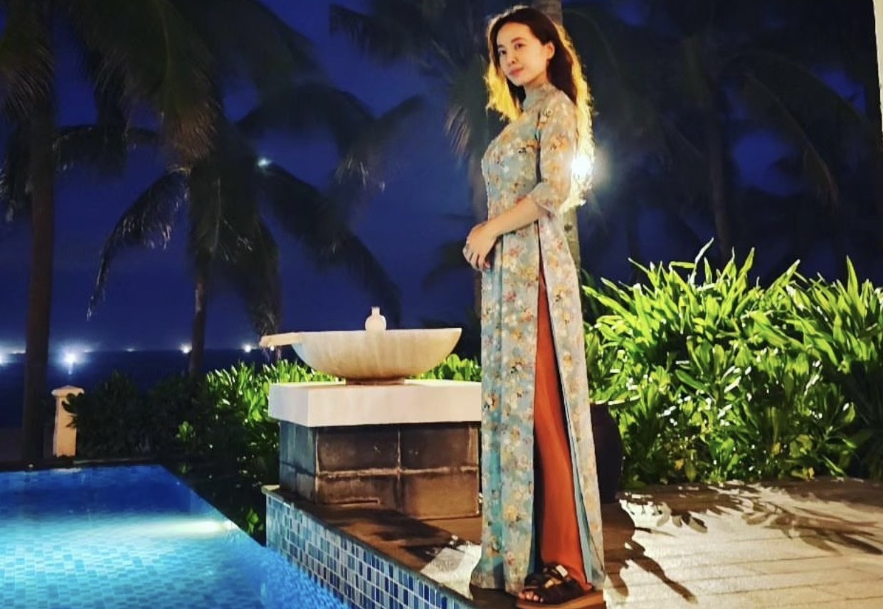 蔡依林穿上越南當地的傳統服飾奧黛。（圖／翻攝自蔡依林IG）