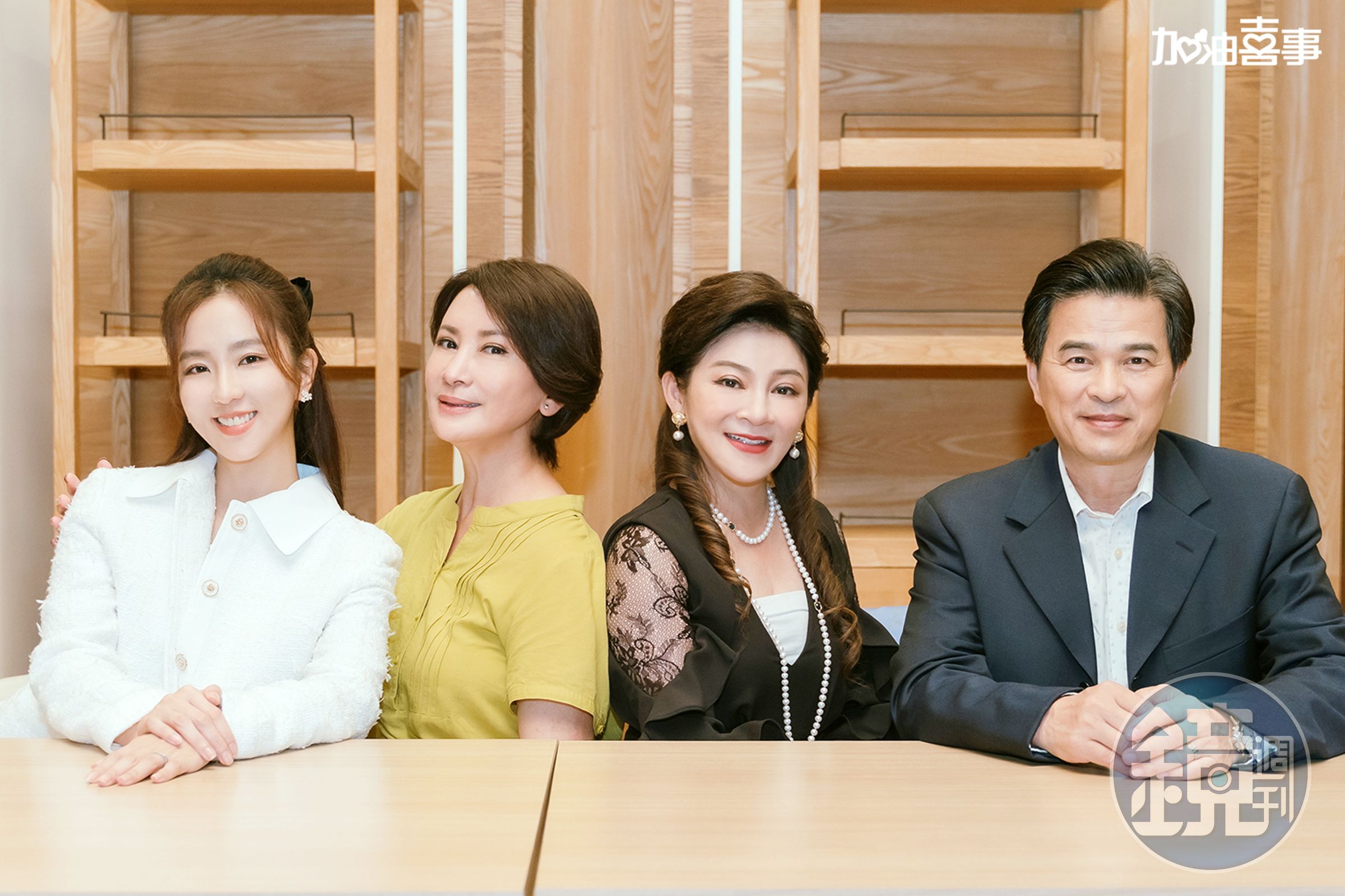 周曉涵、陳亞蘭、王彩樺、李興文為戲直播。(TVBS 提供)