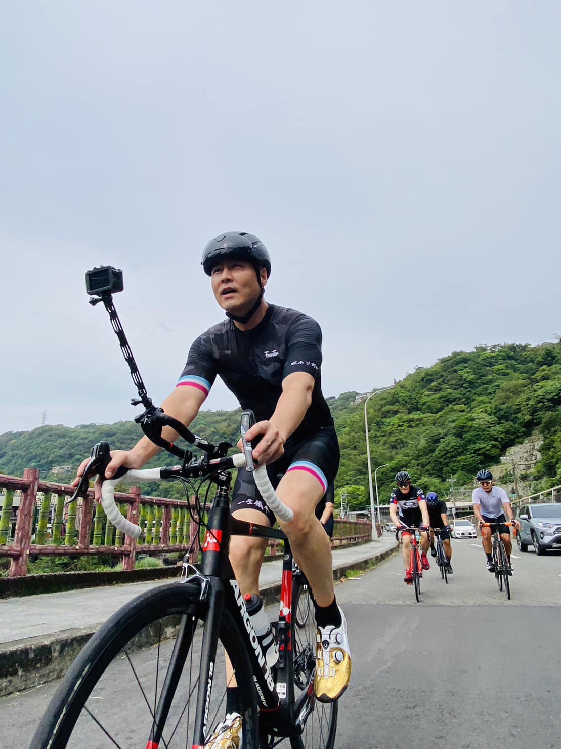 原本劉至翰逆風相挺許傑輝,後來自轉風向。(翻攝臉書)