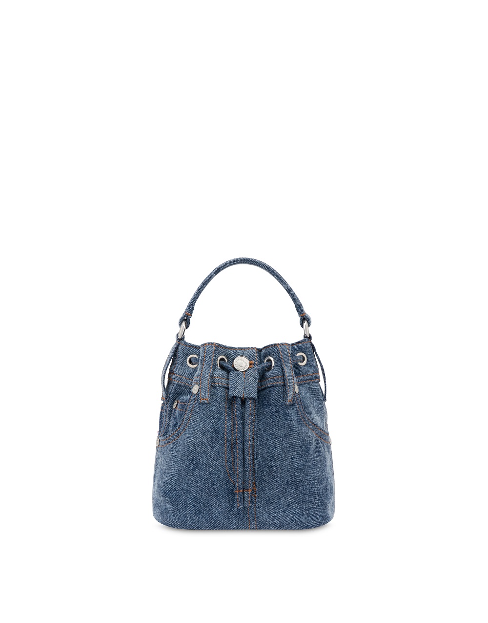 M05CH1N0 JEANS束口水桶包。NT$22,300(藍鐘提供)