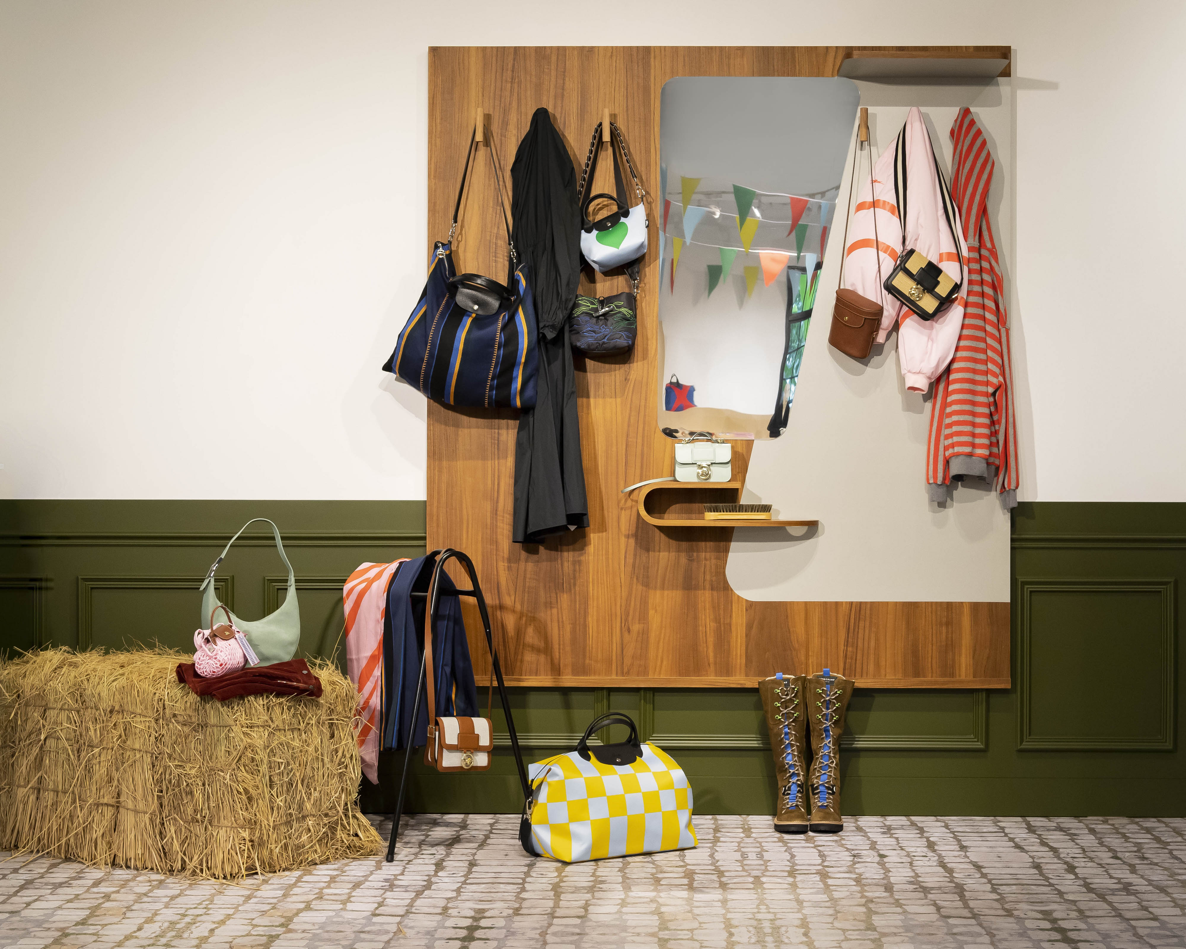 LONGCHAMP 2023秋冬新品預覽會現場。(LONGCHAMP提供)