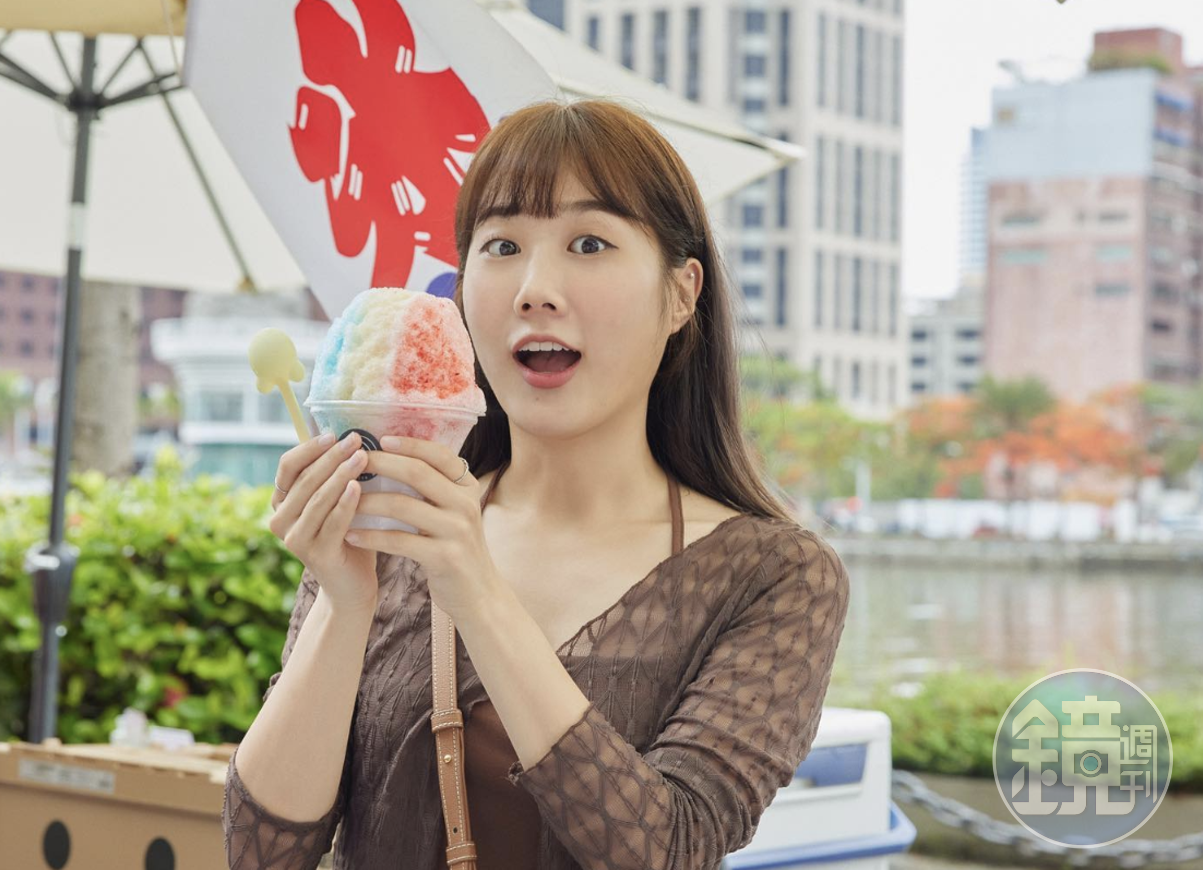 擁有百萬訂閱的YouTuber「韓勾ㄟ金針菇」自有品牌「金家ㄟ」一款泡菜卻被發現有違規添加物。(翻攝金針菇臉書)