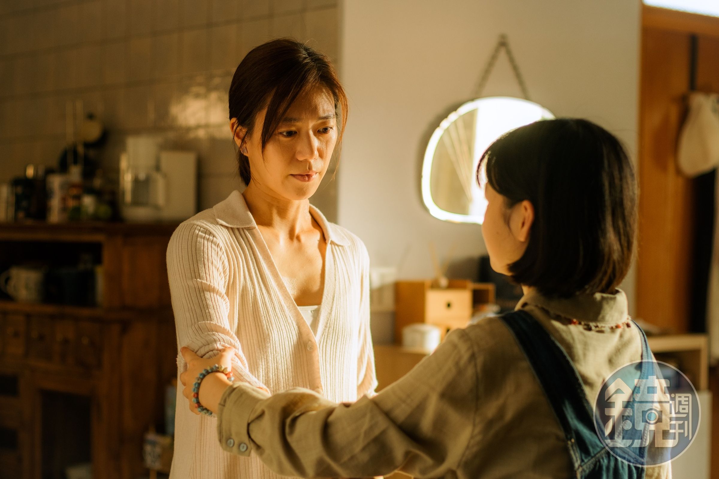 不僅是《溟溟》，鄧九雲在多部作品中都演過媽媽，包括短片《呼吸練習》，她就飾演一位罹癌的母親。（翻攝自鄧九雲臉書）