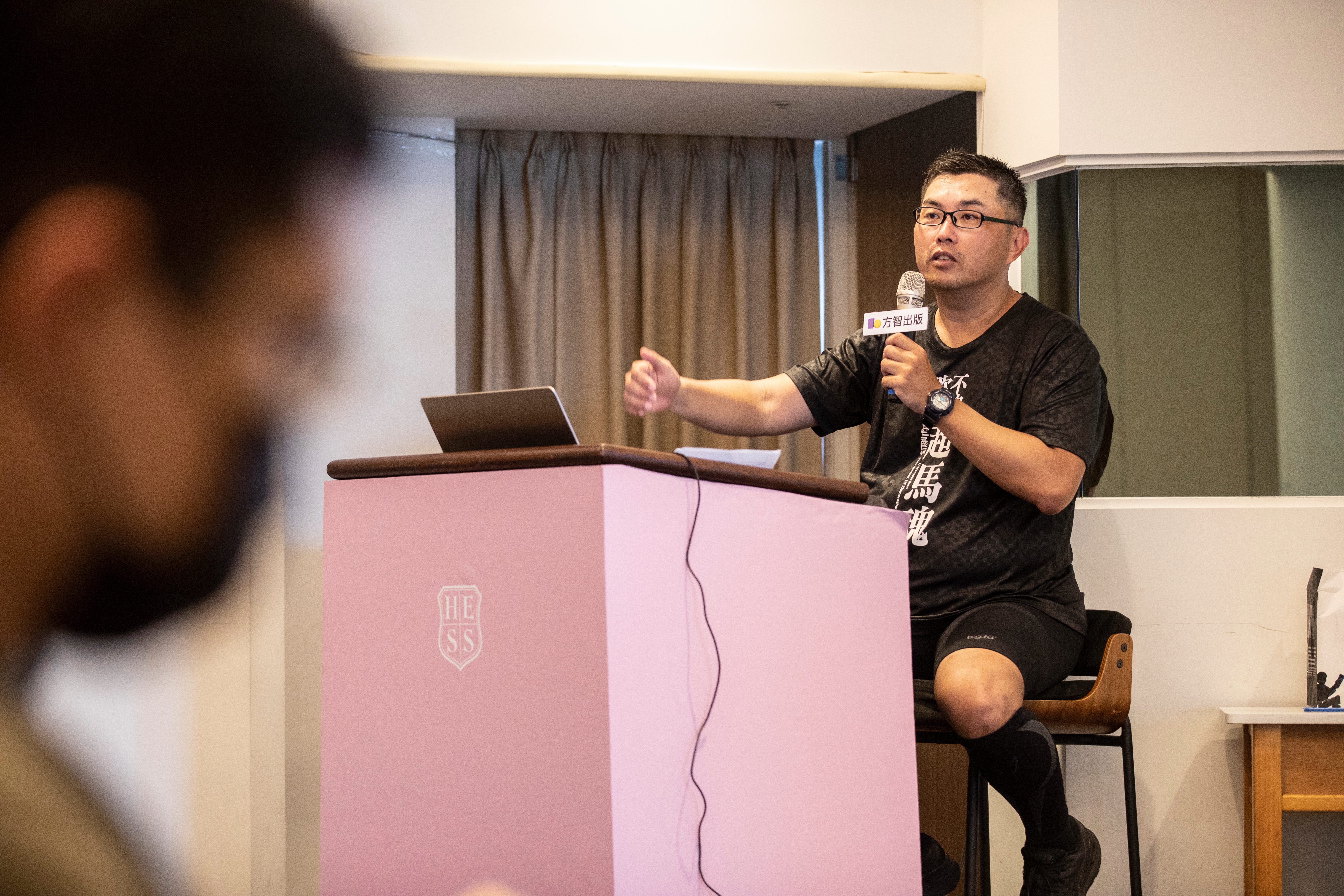 投資達人王仲麟（超馬芭樂）強調存股不是養小孩，一旦核心價值消失，就該毅然離開。