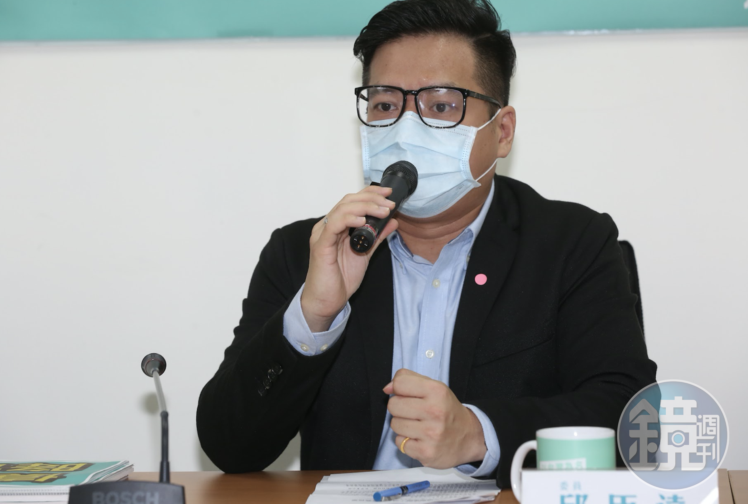民眾黨立委邱臣遠被揭露肢體性騷擾，邱臣遠否認情事，並說將會捍衛清白。（資料照）
