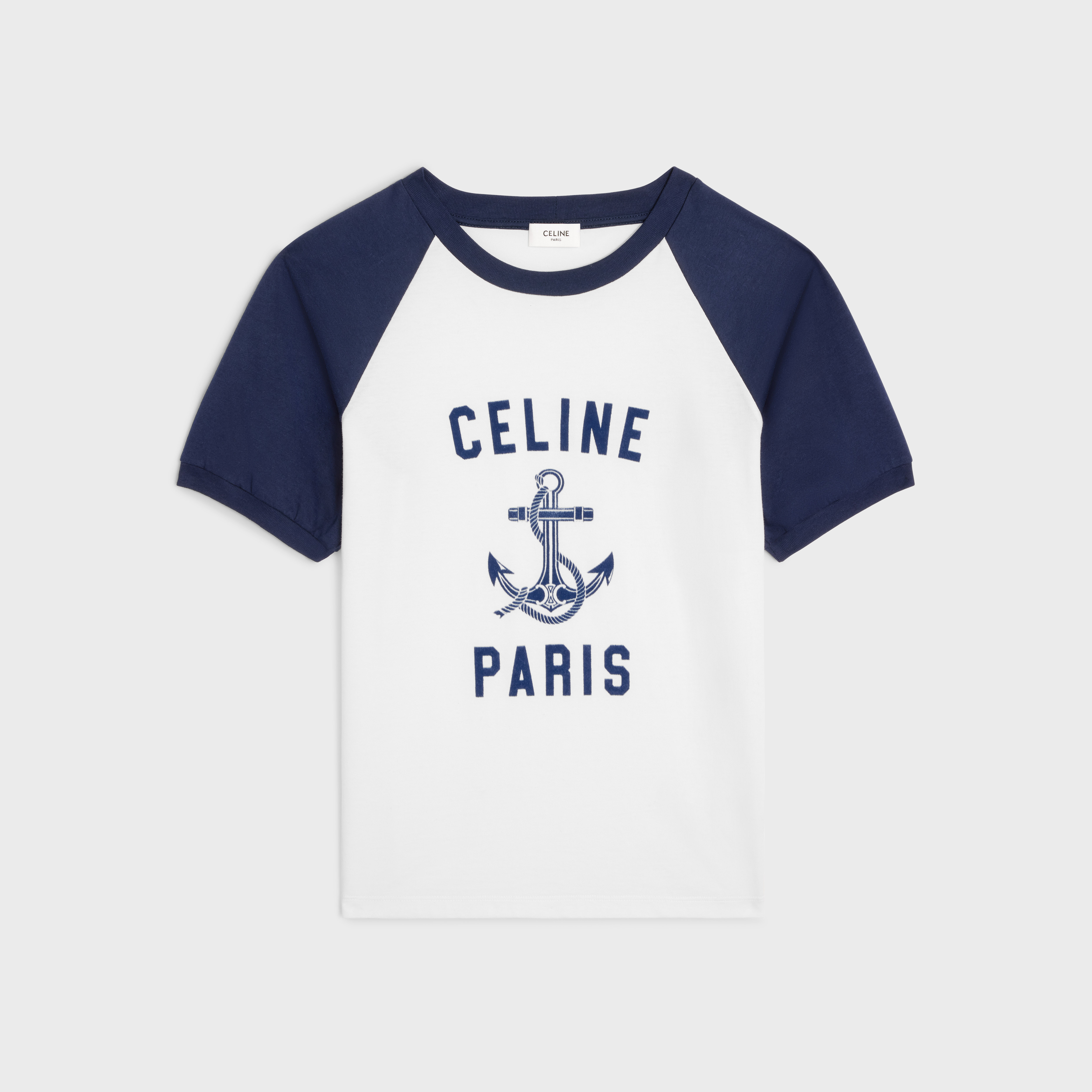 棉質平織布CELINE PARIS船錨T-Shirt。NT$20,500（CELINE提供）