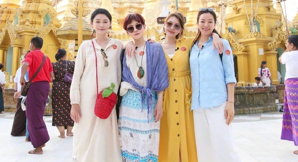 黃子佼直播爆料大小S、阿雅、范曉萱吸毒。（翻攝自大S微博）