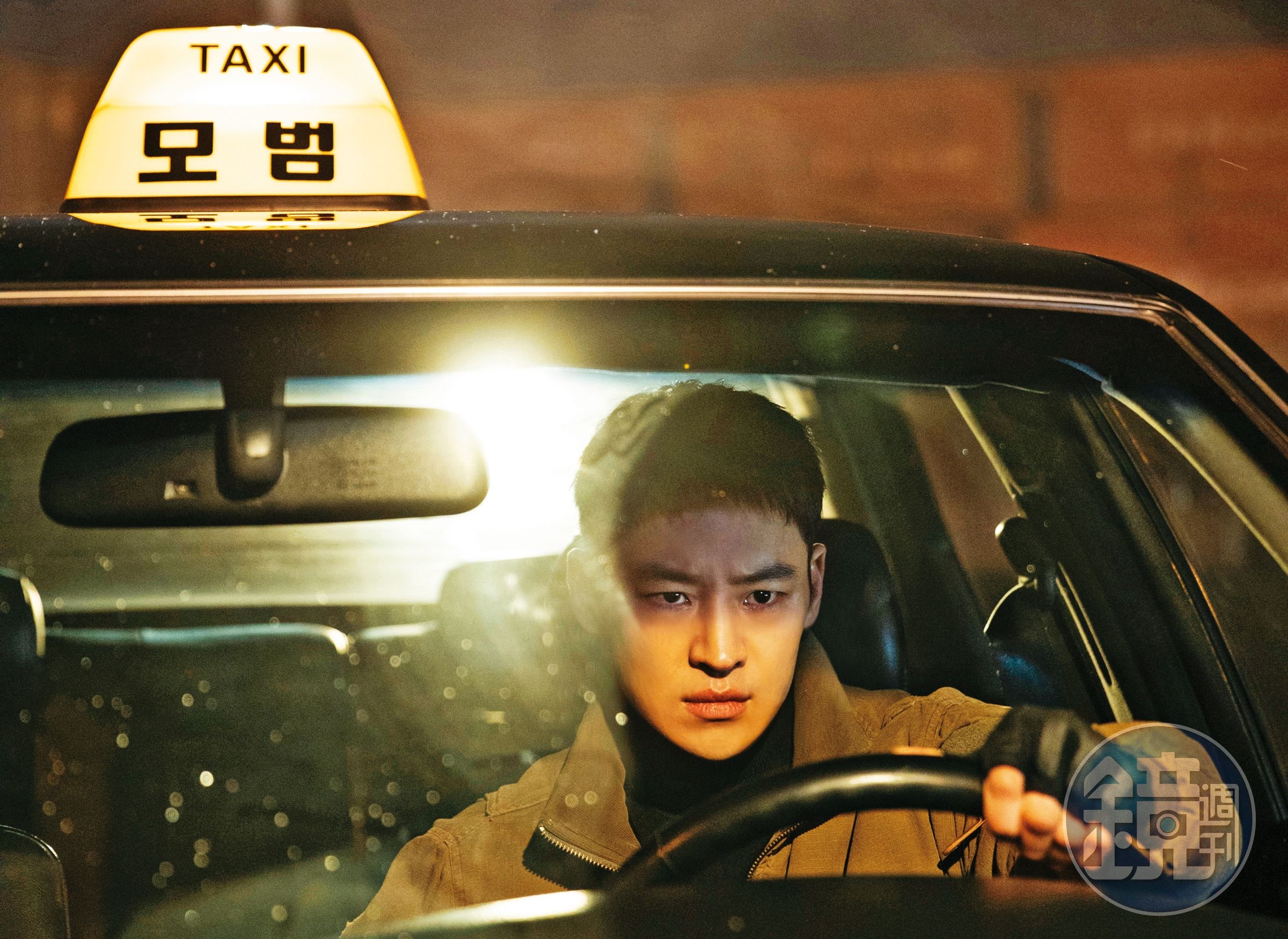 李帝勳主演韓劇《模範計程車》以暴制暴代客復仇，兩季都開出高收視。（friDay影音提供）