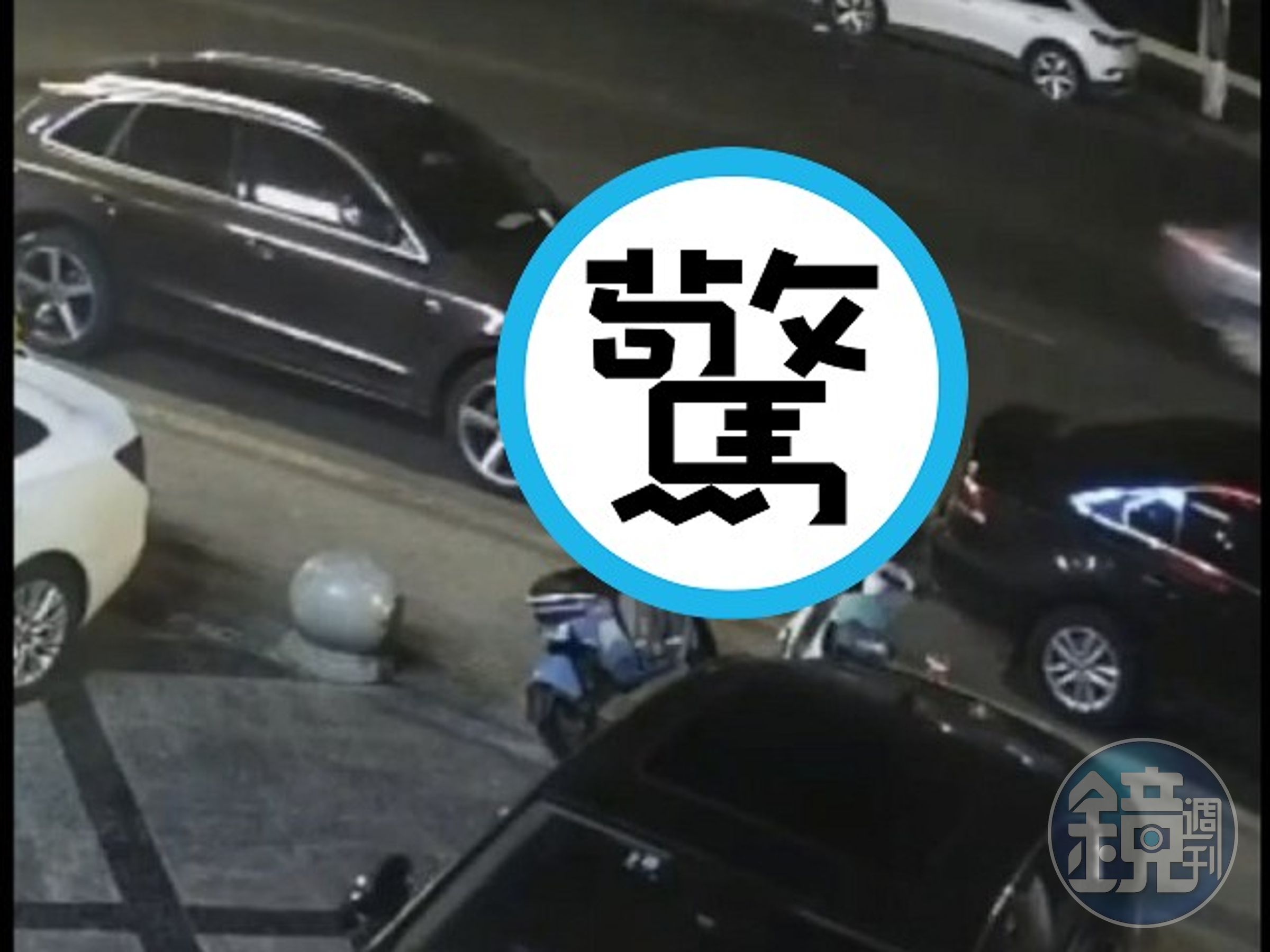 車震式「加油」！男女欲火焚身大馬路邊野戰，這影像讓網友驚喊太狂。（翻自微博）