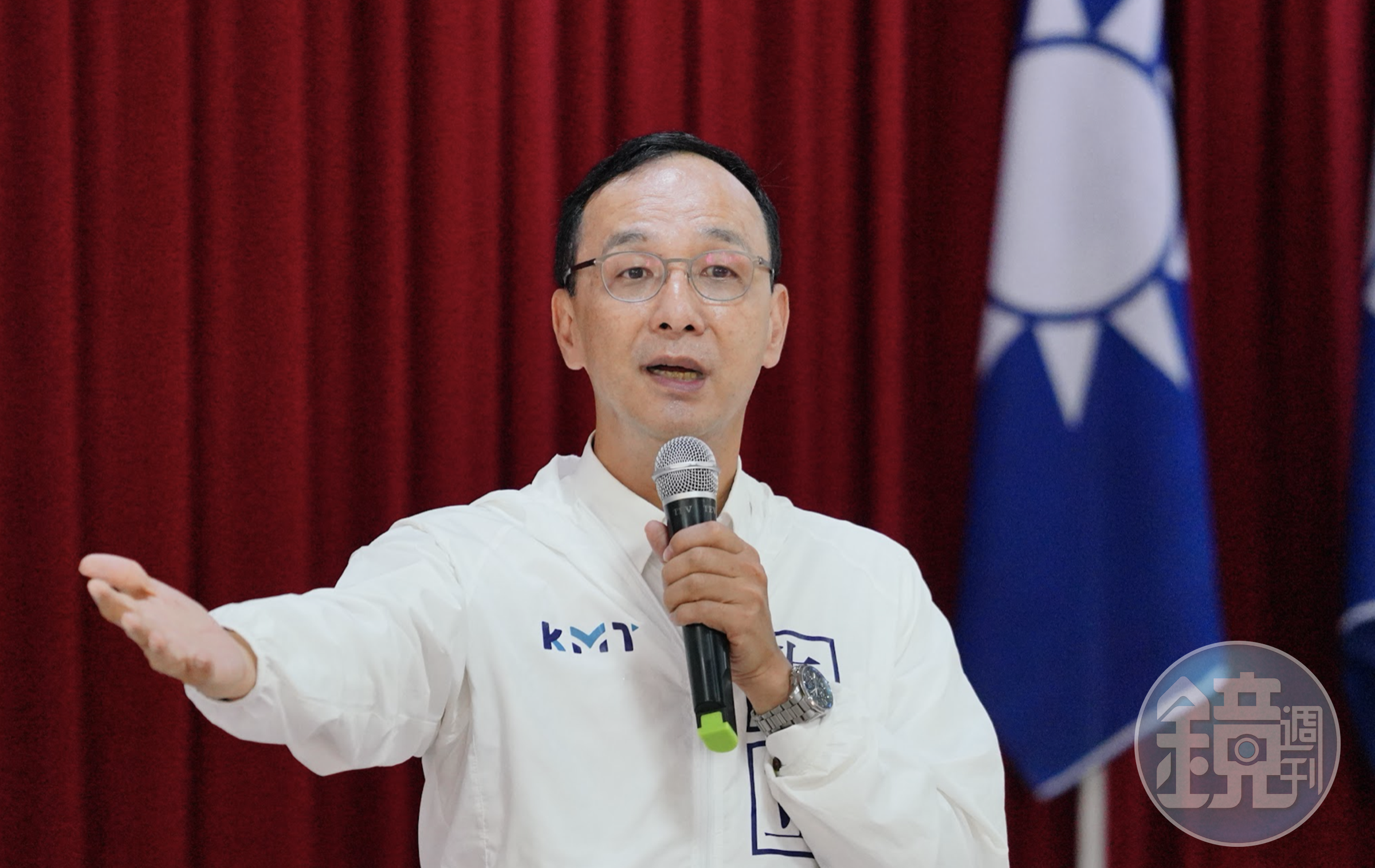 國民黨主席朱立倫尚未對柯文哲是否能為黨內小雞站台明確表態，黃暐瀚則批「邏輯錯亂」。（資料照）
