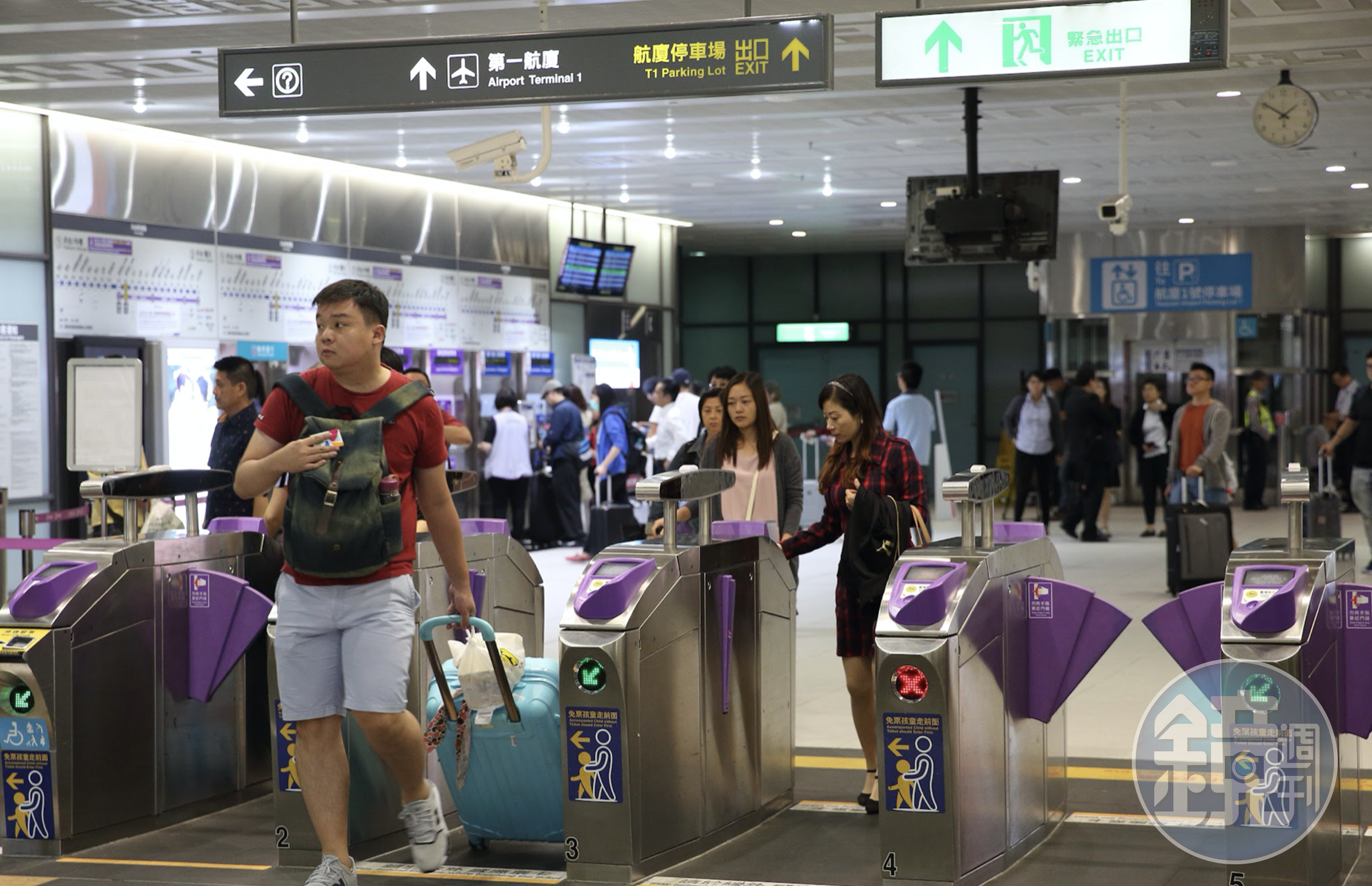 基北北桃1,200公共運輸定期票將於7月1日啟用,桃園機場捷運線增21處專用通道。(資料照)