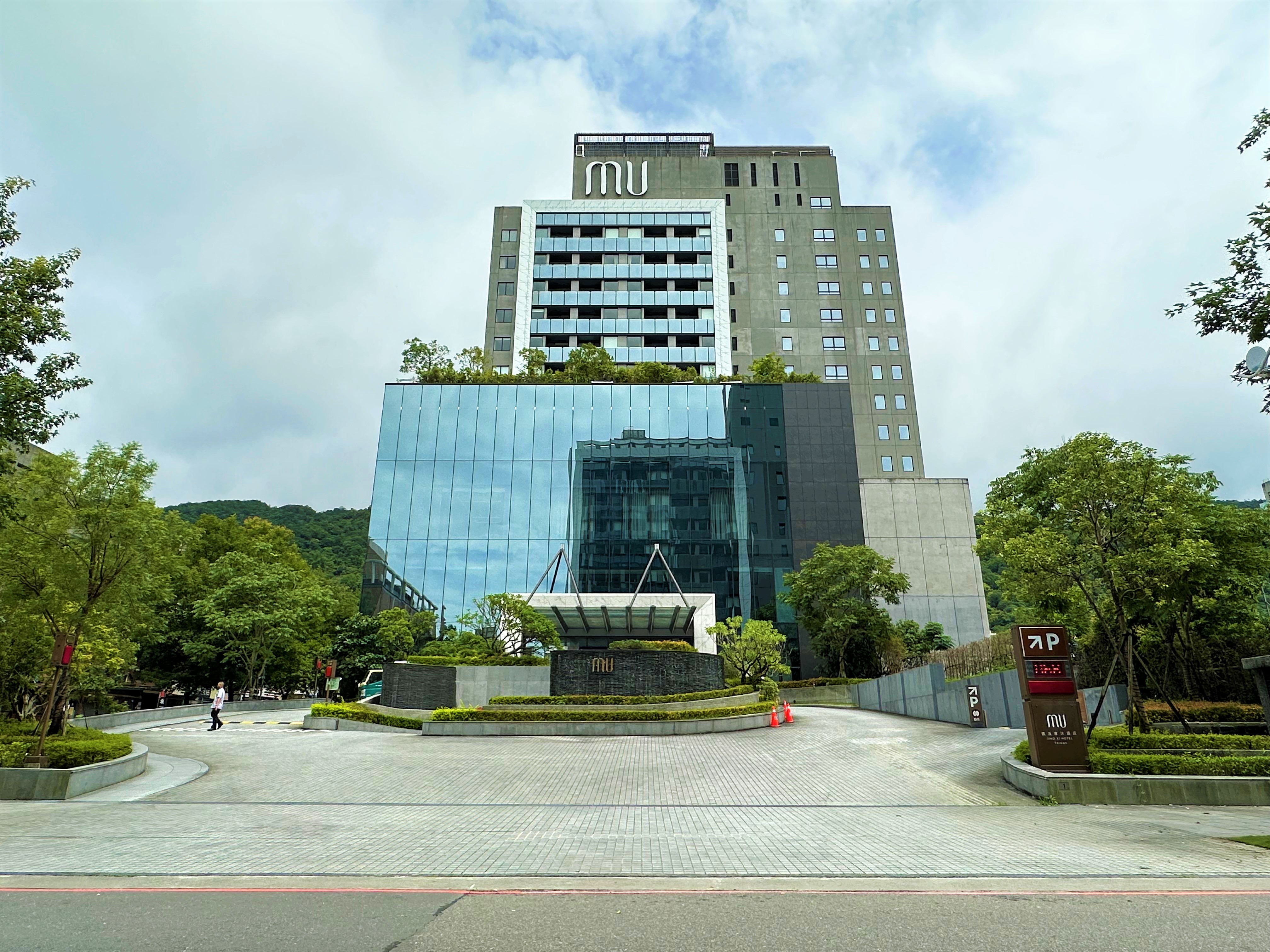 「礁溪寒沐酒店」趁暑假推出適合親子共遊的夏日計畫。