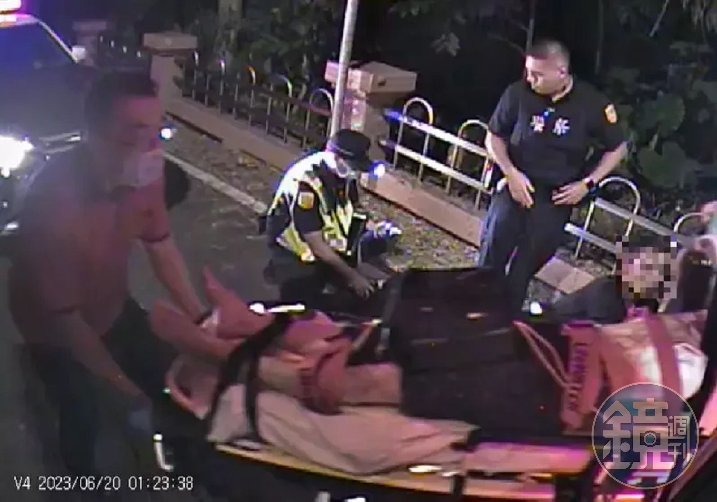 蘇姓男子酒駕載友人在環潭公路撞上路邊護欄死亡。（翻攝畫面）