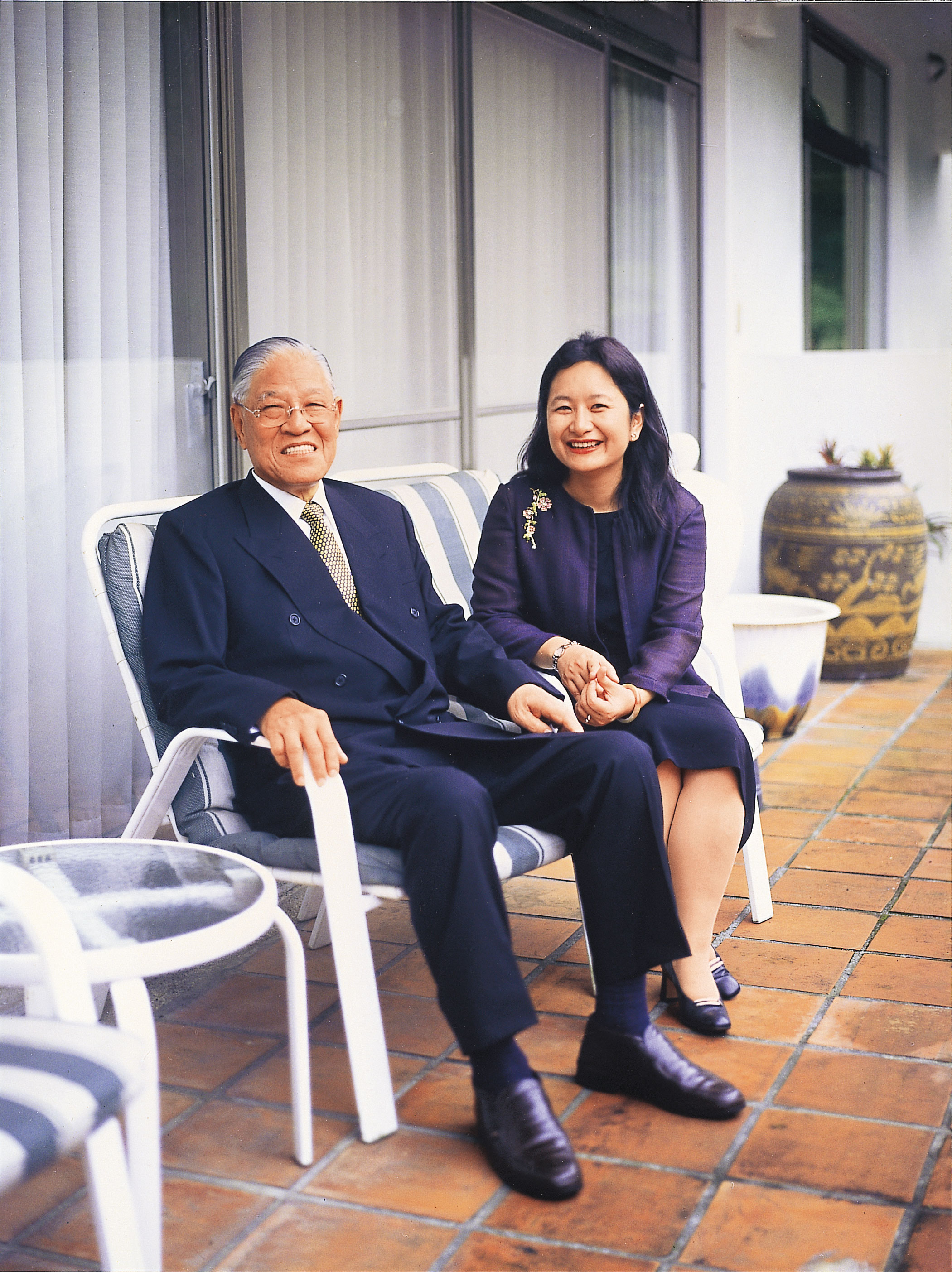 李靜宜（右）追隨「老闆」李登輝（左）12年，替總統撰寫無數重要文稿。李登輝曾對她說：「我心裡想什麼，妳是最了解的。」（李靜宜提供）