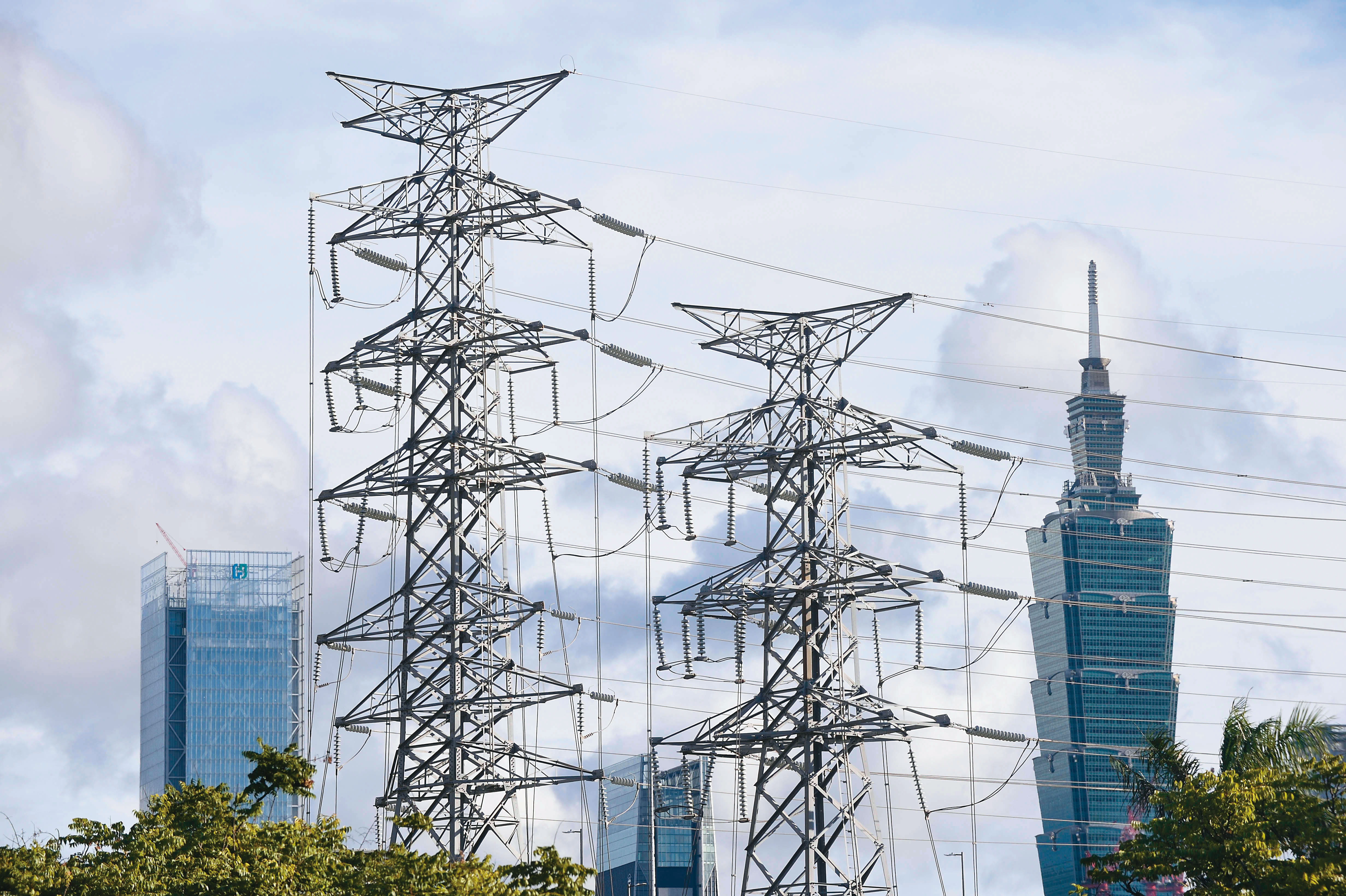 去年王韋閔透過質化調查，確認儲能電網趨勢，積極布局相關個股。