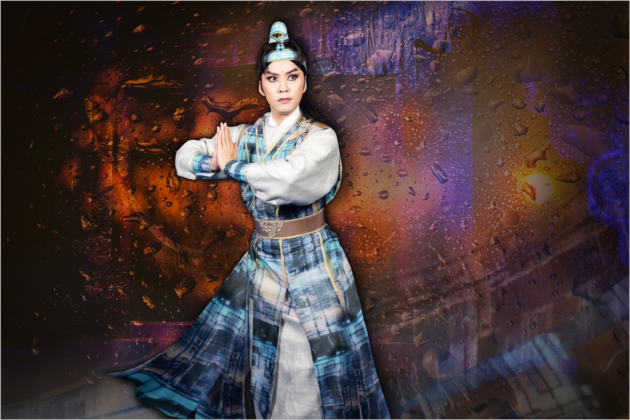 「戲曲王子」李文勳遭網友指控涉嫌性侵，他發聲明喊抹黑，並表示已請律師提告。（翻攝自「我愛 戲曲天王 李文勳」臉書）